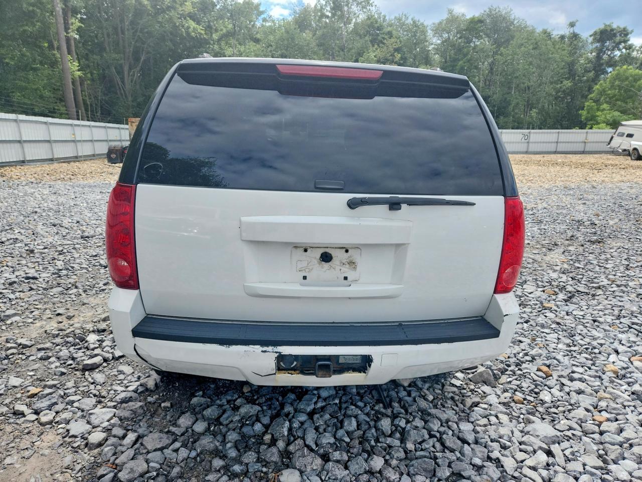 2007 Gmc Yukon White vin: 1GKFK13007R261046