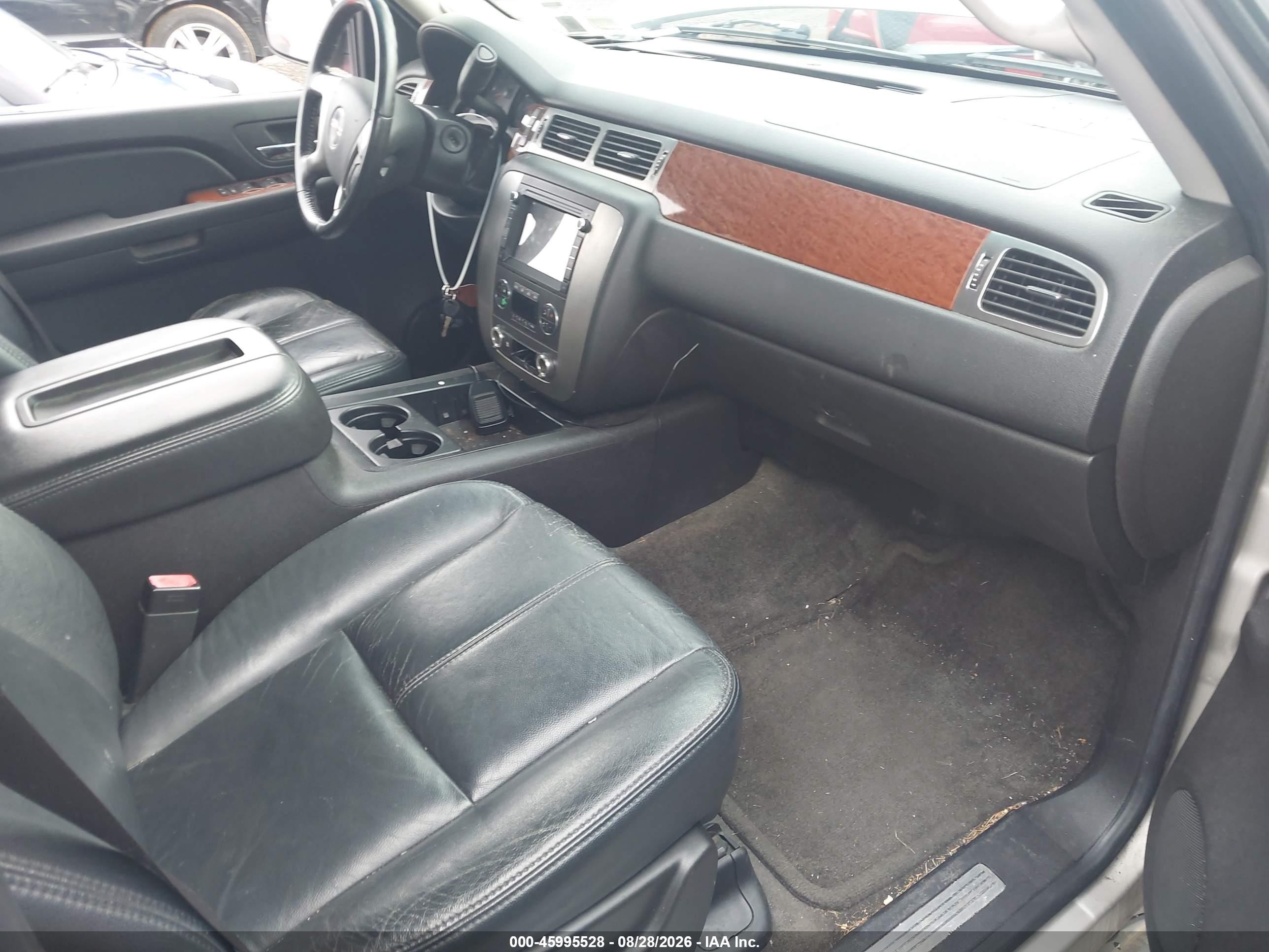 2007 Gmc Yukon Commercial Fleet Silver vin: 1GKFK13017J114460