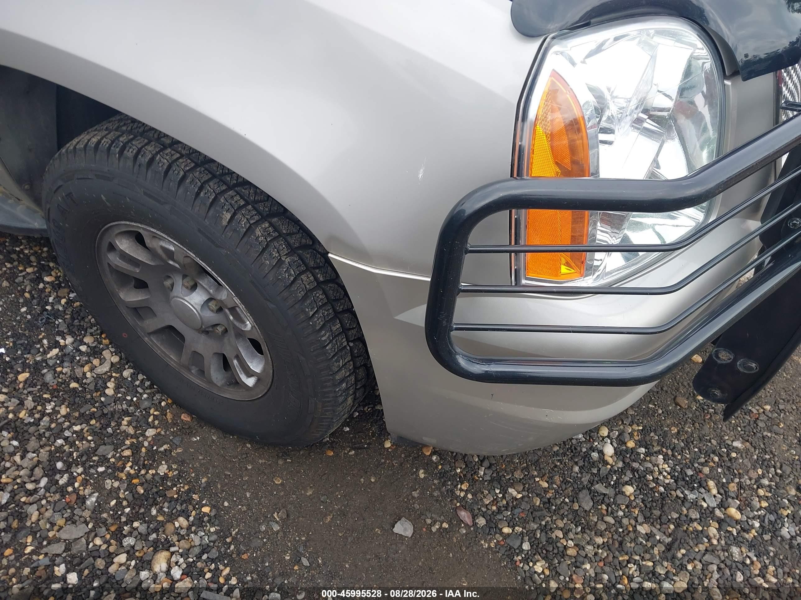 2007 Gmc Yukon Commercial Fleet Silver vin: 1GKFK13017J114460