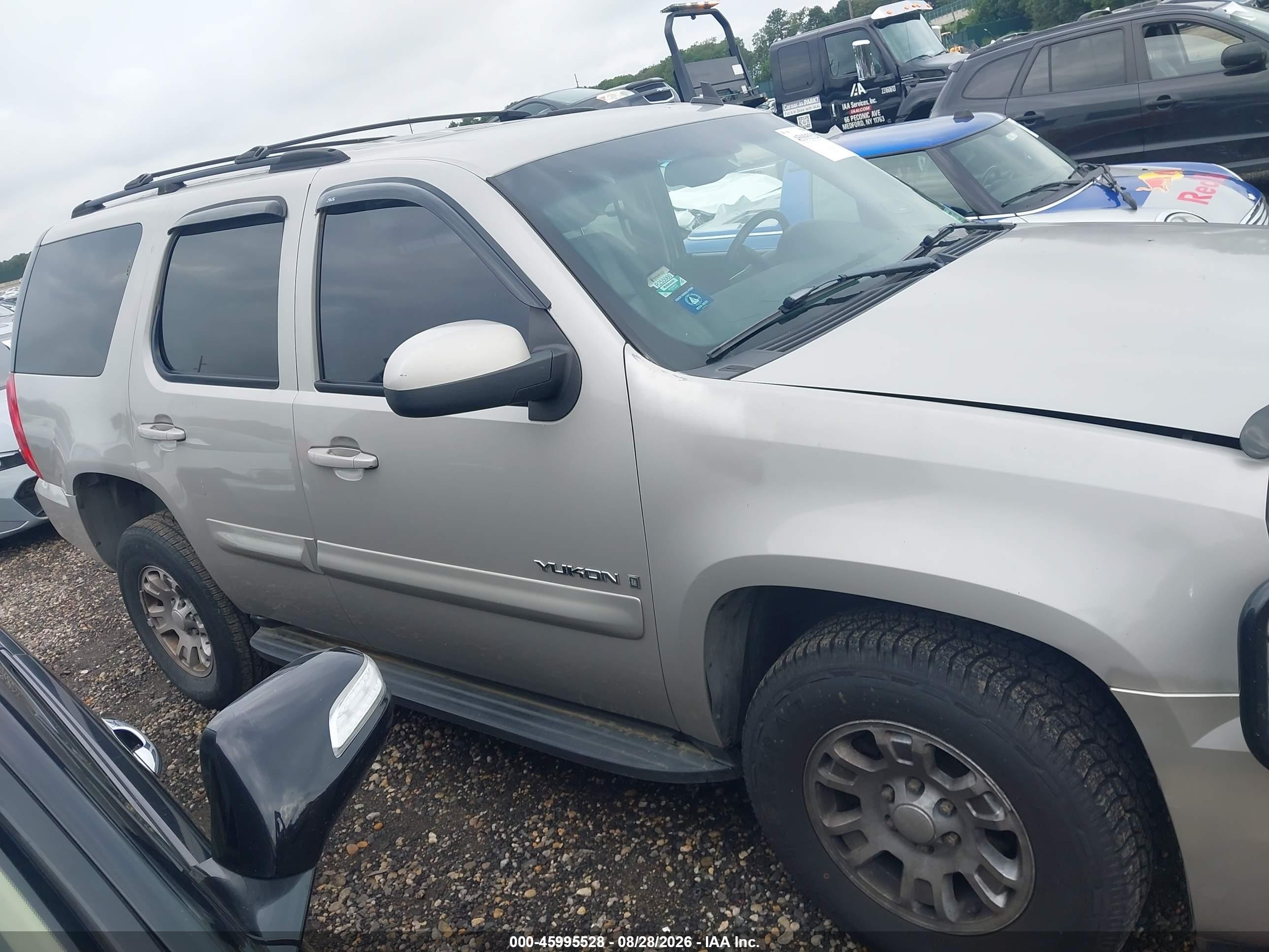 2007 Gmc Yukon Commercial Fleet Silver vin: 1GKFK13017J114460