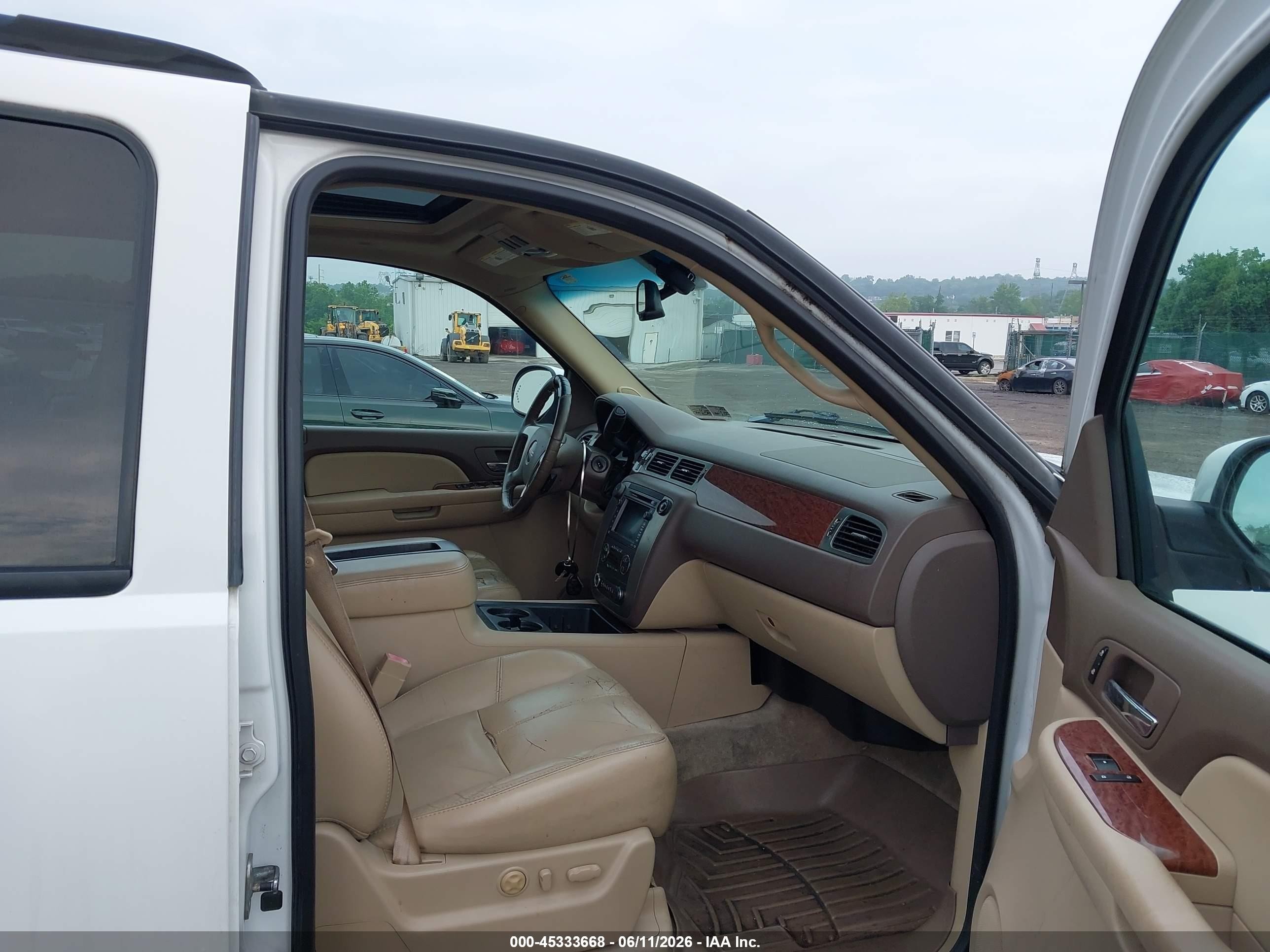 2007 Gmc Yukon Slt White vin: 1GKFK13027R221499