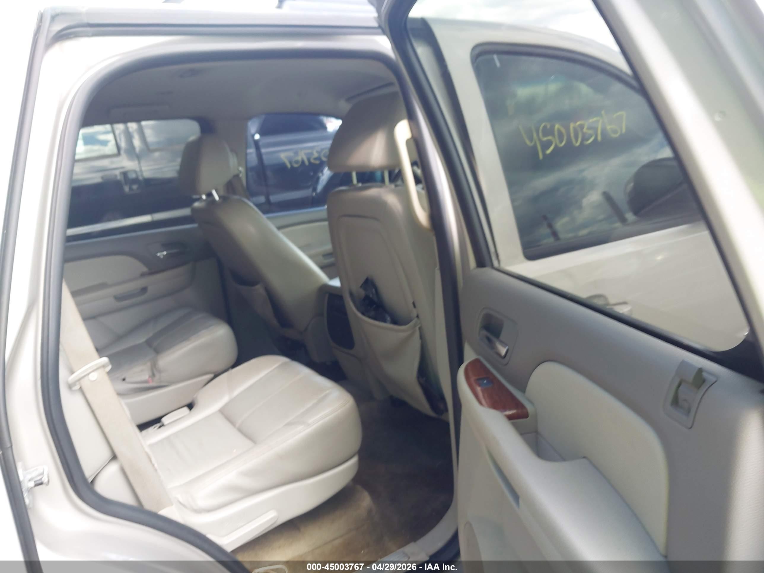 2008 Gmc Yukon Slt Серебряный vin: 1GKFK13028J126876