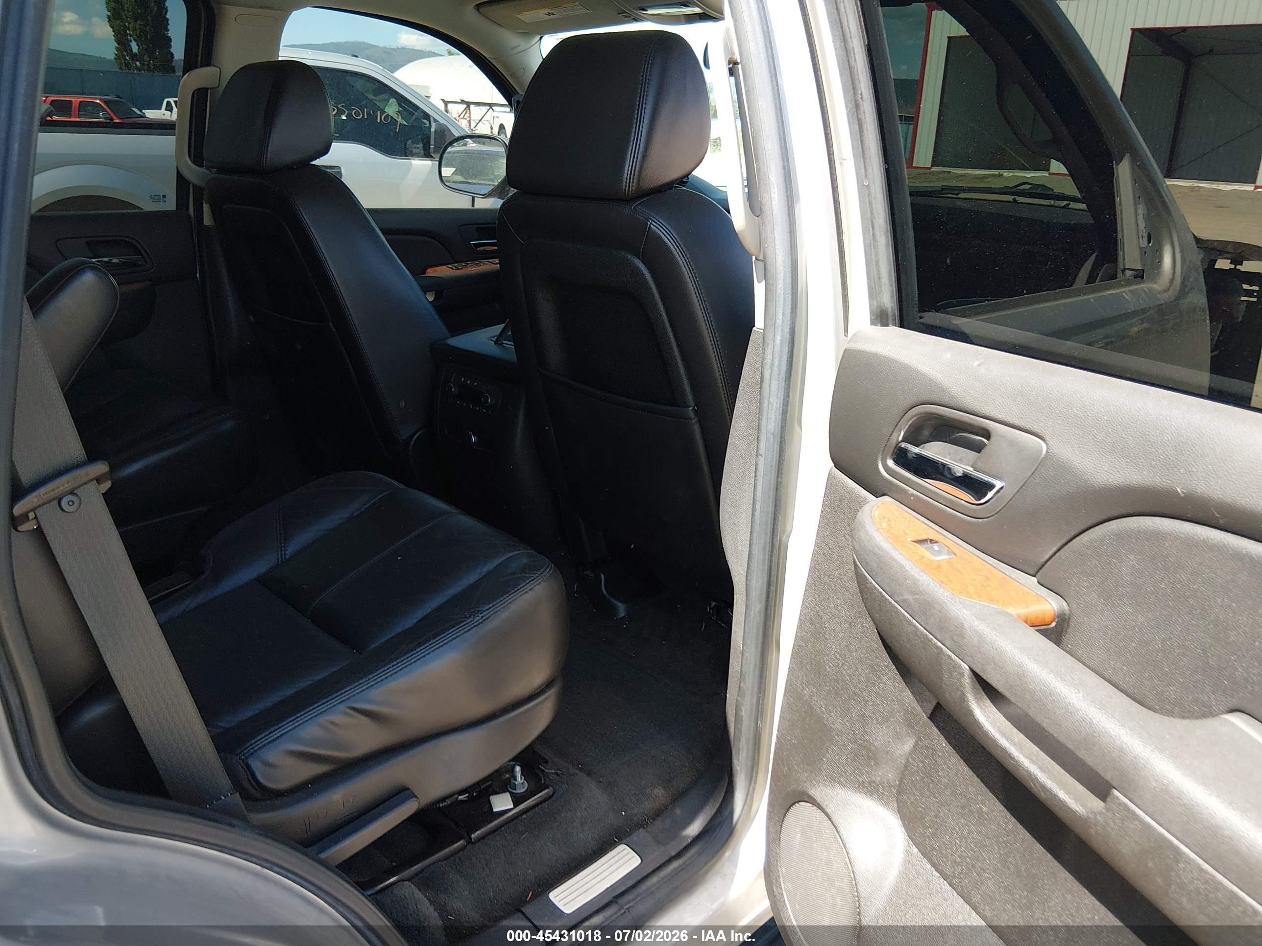 2008 Gmc Yukon Sle/slt Champagne vin: 1GKFK13058J230830