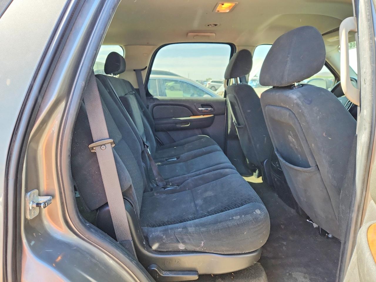 2007 Gmc Yukon Tan vin: 1GKFK13067R222428