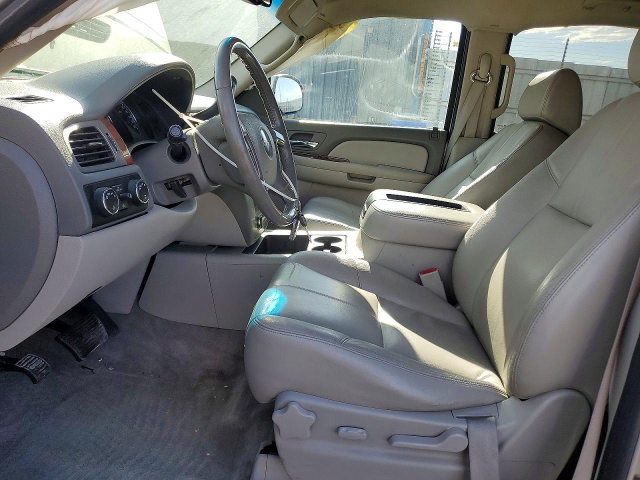 2008 Gmc Yukon Beige vin: 1GKFK13068J176308