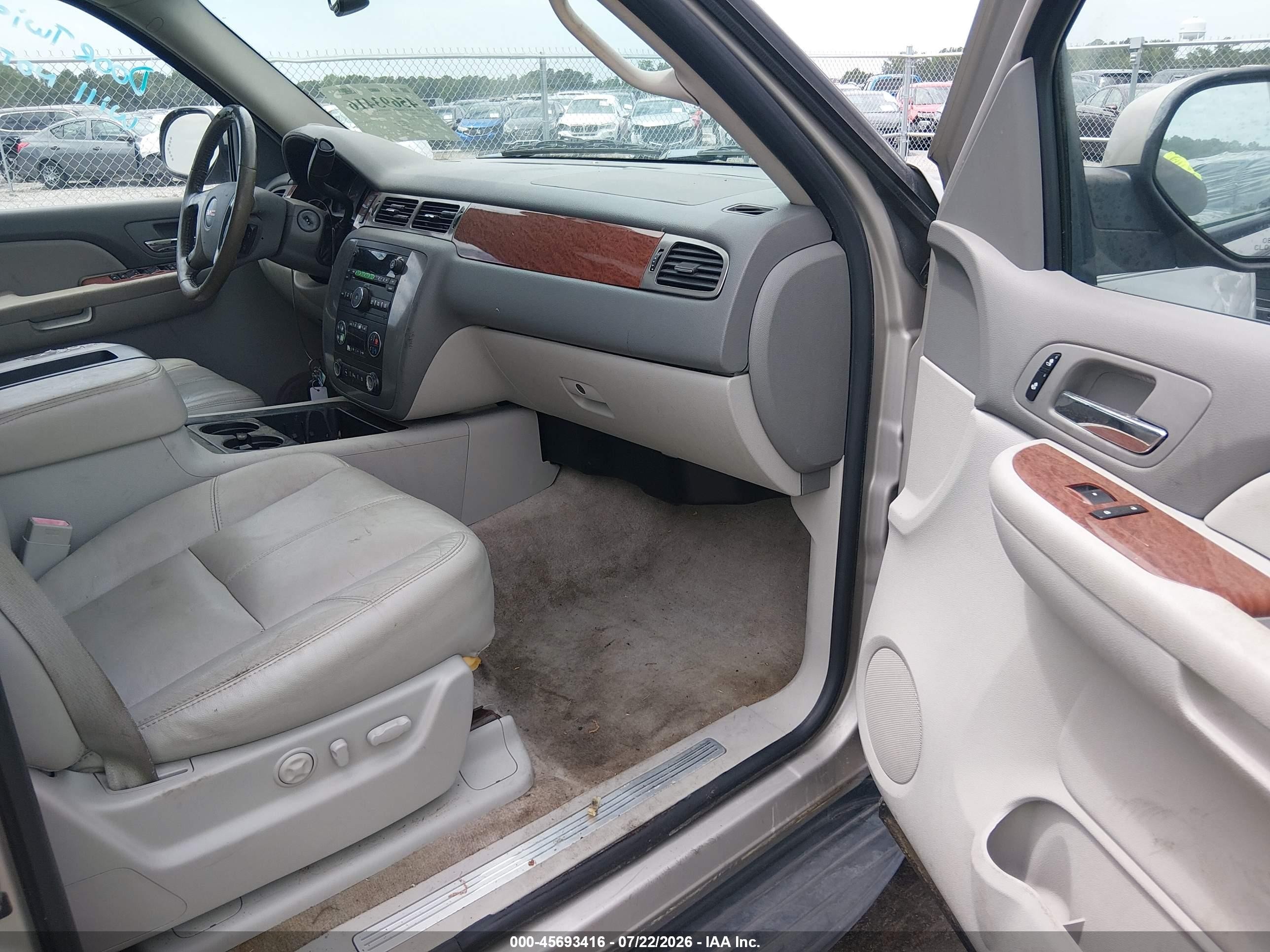 2008 Gmc Yukon Slt Beige vin: 1GKFK13068J226088