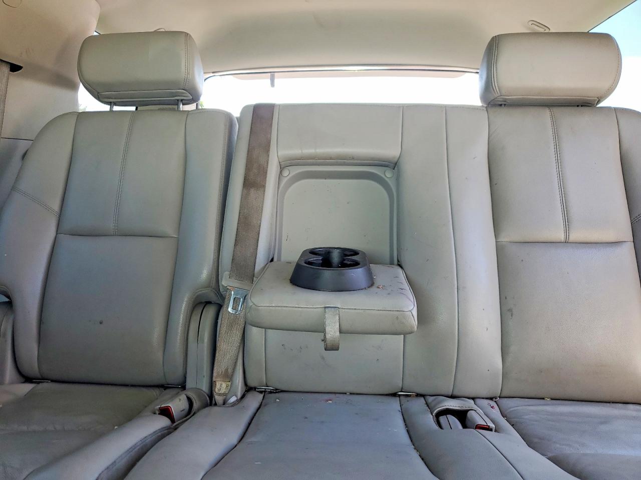 2007 Gmc Yukon White vin: 1GKFK13087R229882