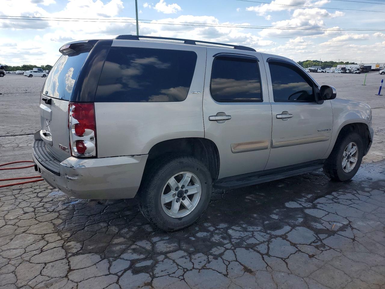 2007 Gmc Yukon Silver vin: 1GKFK13087R392919