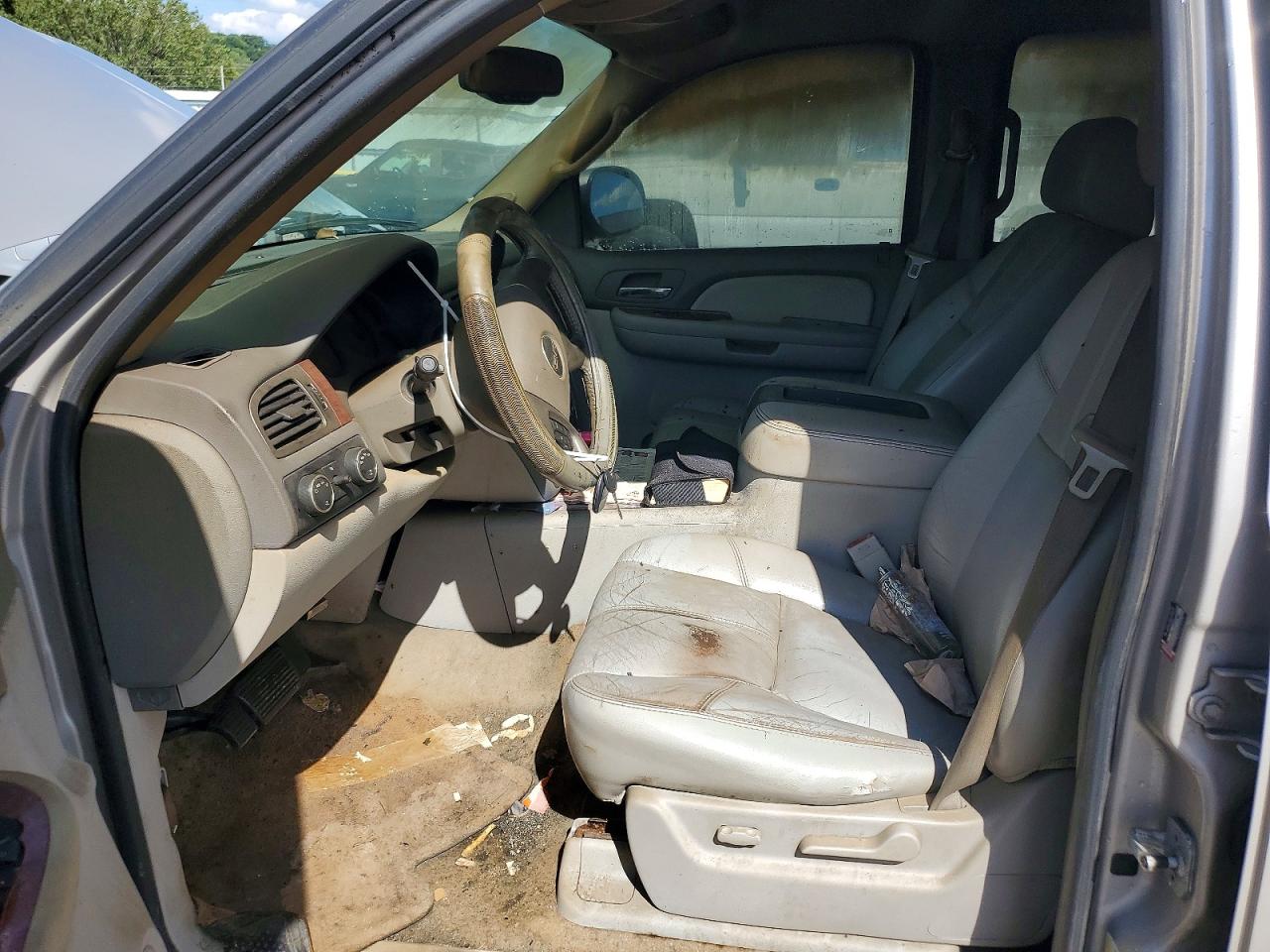 2007 Gmc Yukon Silver vin: 1GKFK13087R392919