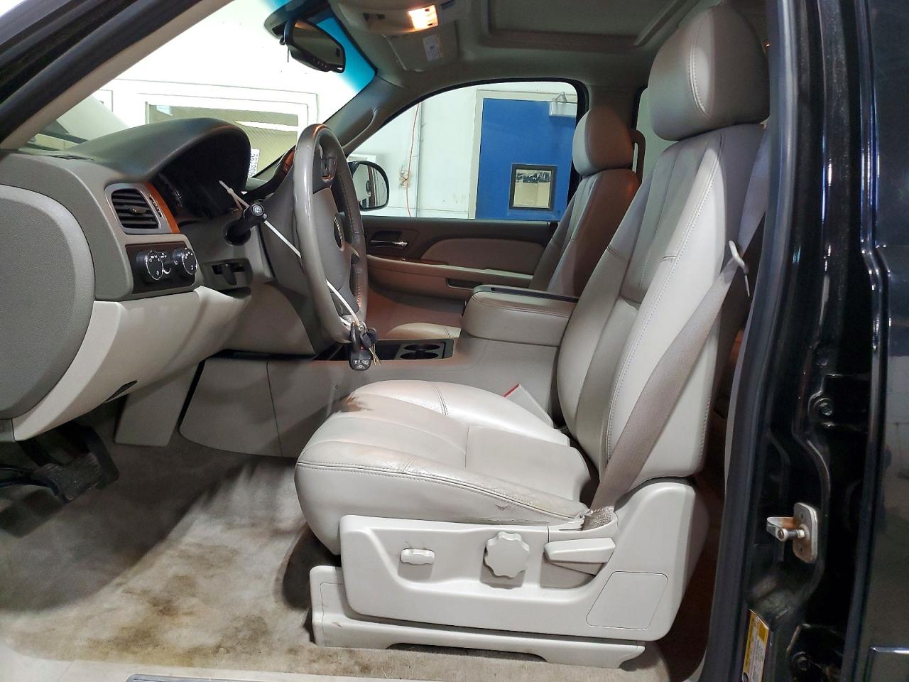 2008 Gmc Yukon Черный vin: 1GKFK13568R239548