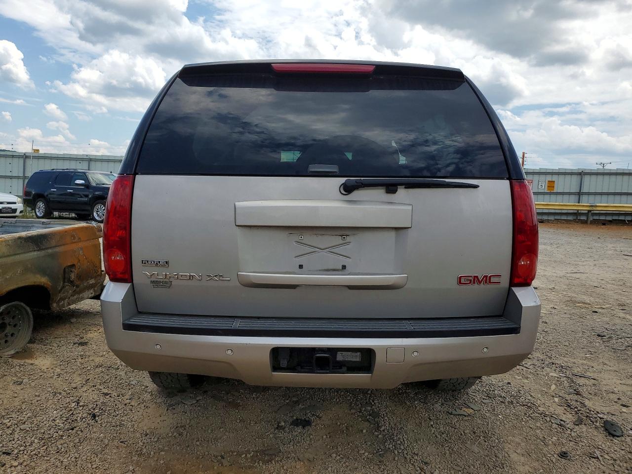 2007 Gmc Yukon Xl K1500 Silver vin: 1GKFK16307J189835