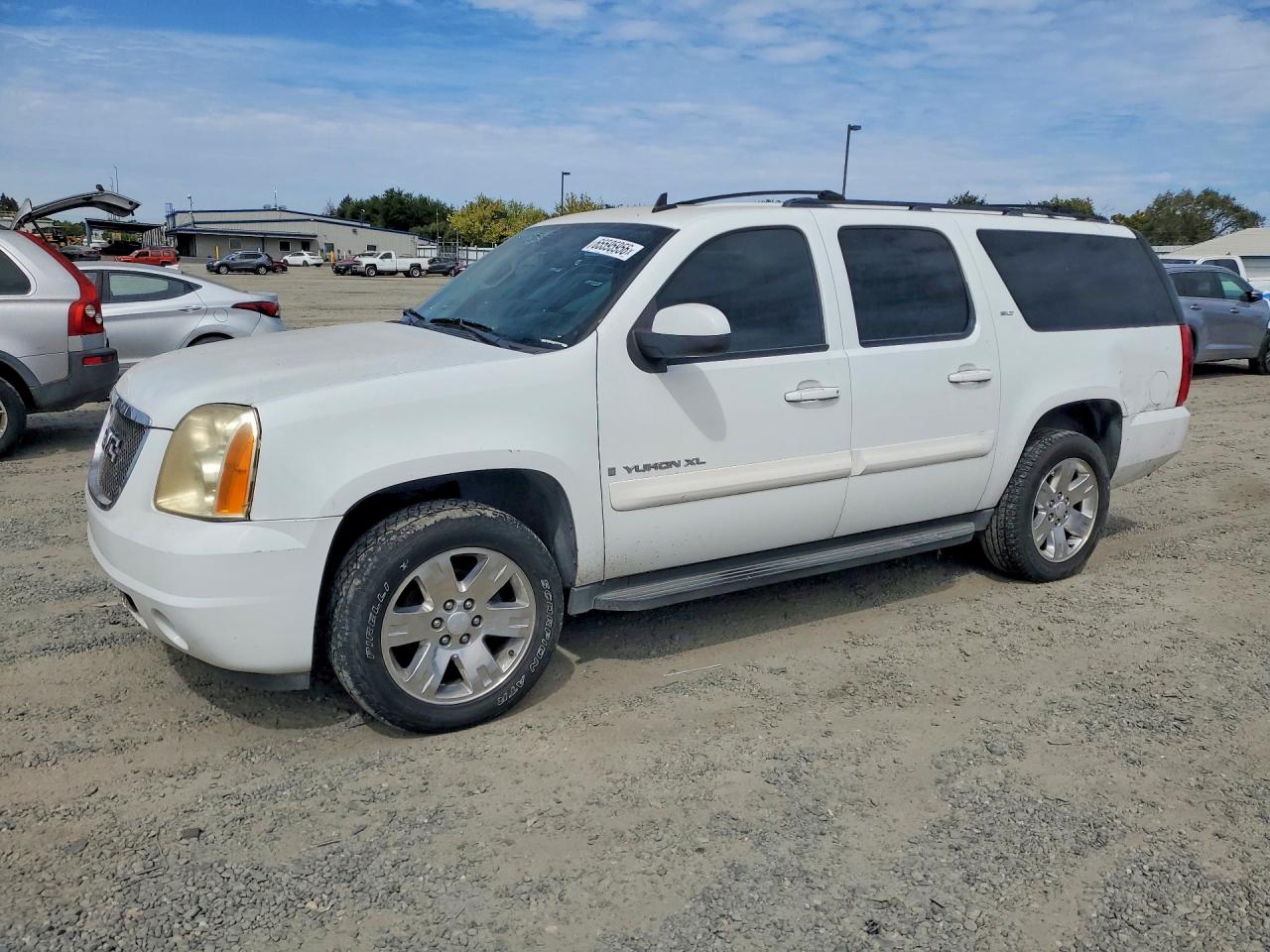 2008 Gmc Yukon Xl K1500 White vin: 1GKFK16338J224028