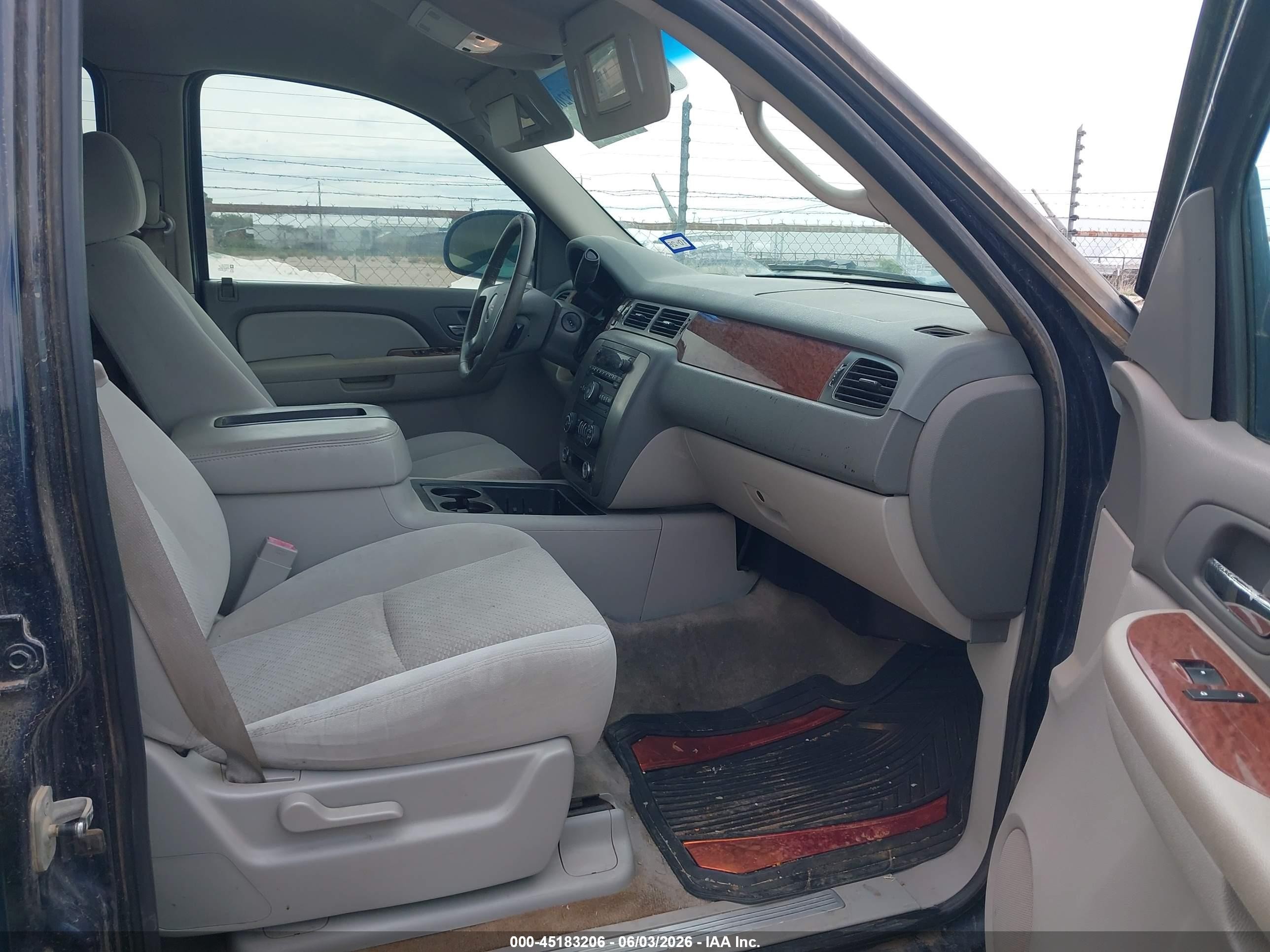2007 Gmc Yukon Xl 1500 Sle Синий vin: 1GKFK16347R412122
