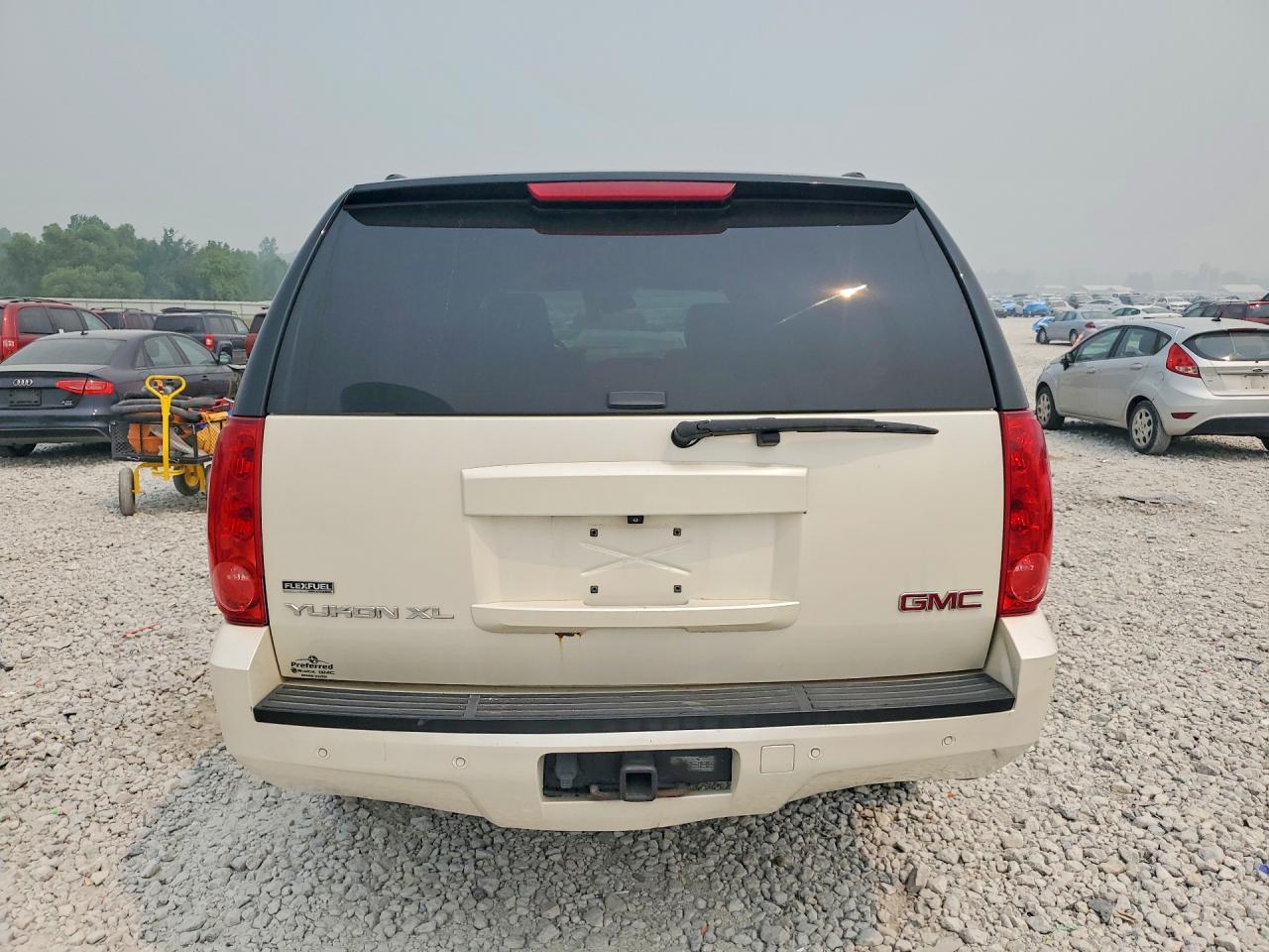 2008 Gmc Yukon Xl K1500 Cream vin: 1GKFK16348R215260