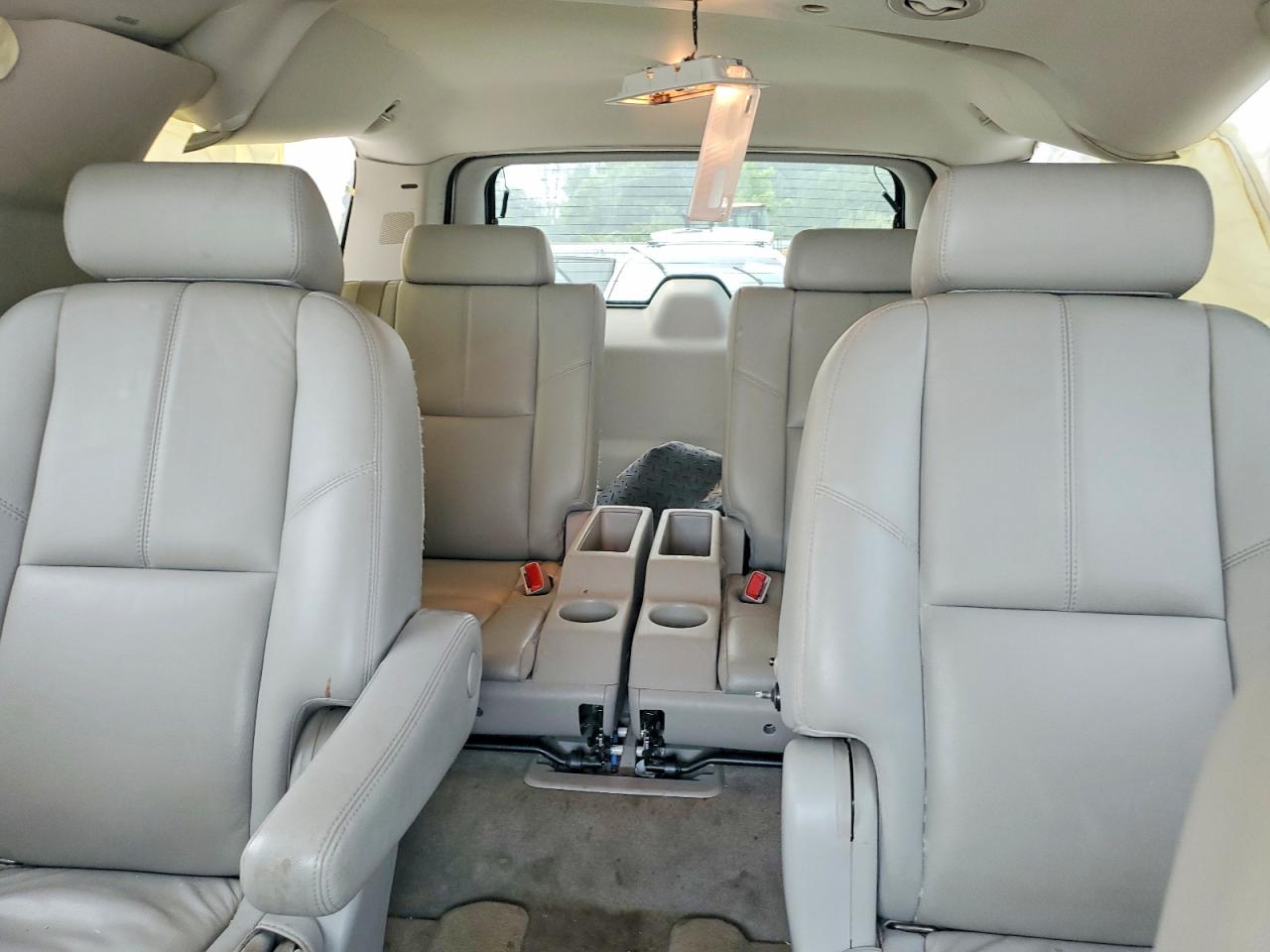 2008 Gmc Yukon Xl K1500 Cream vin: 1GKFK16348R215260