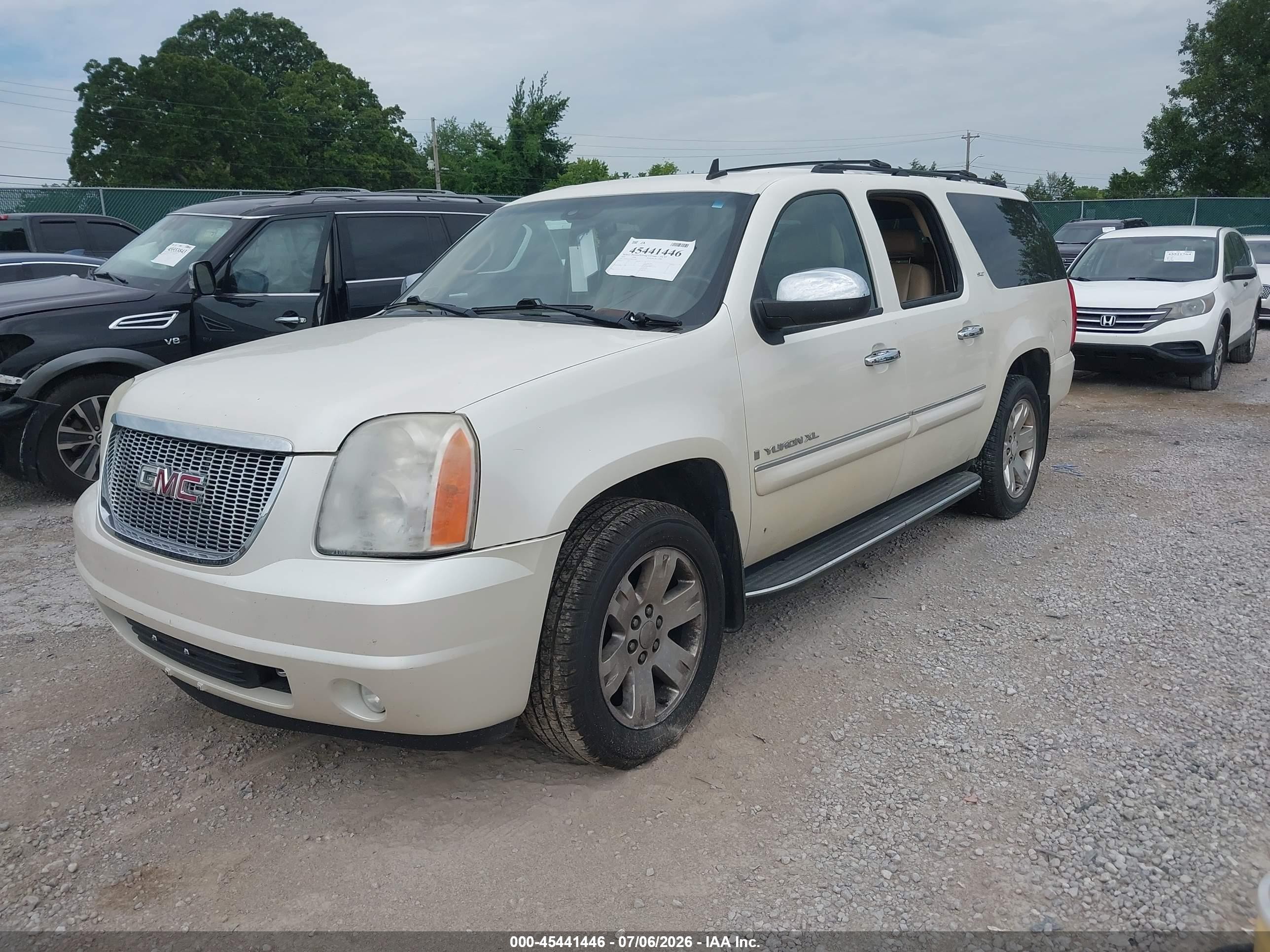 2008 Gmc Yukon Xl 1500 Slt Белый vin: 1GKFK16378R194467