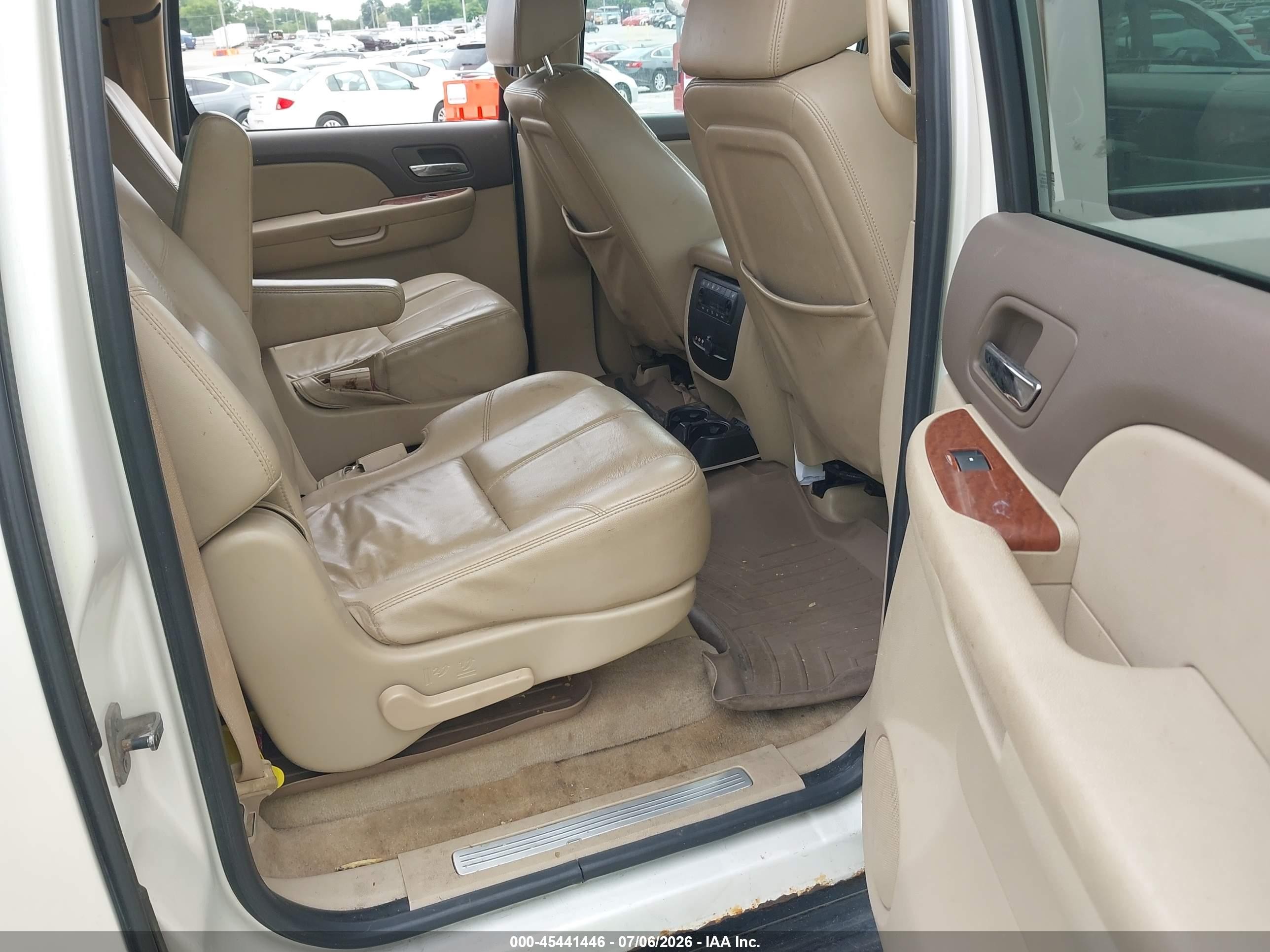 2008 Gmc Yukon Xl 1500 Slt Белый vin: 1GKFK16378R194467