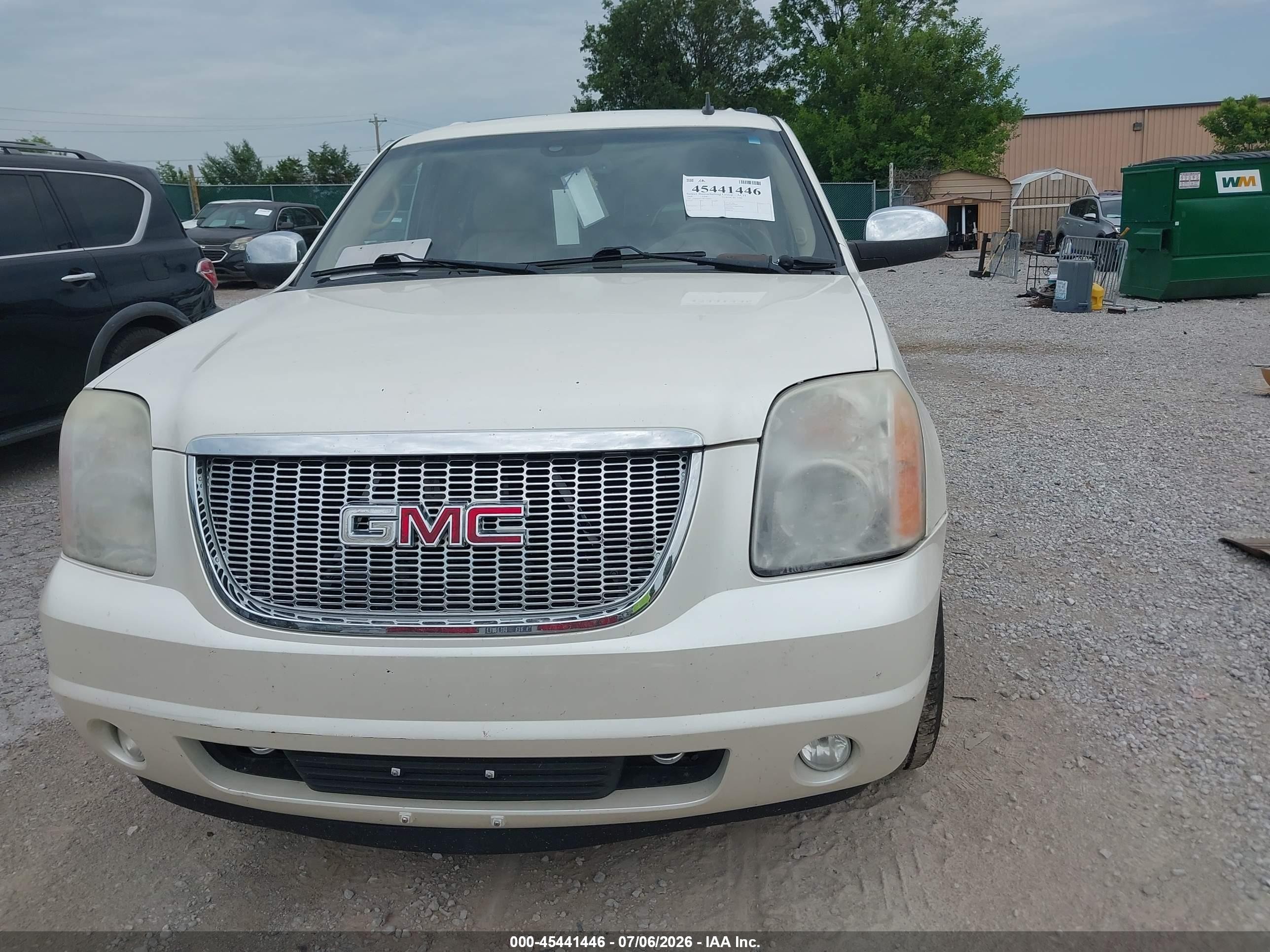 2008 Gmc Yukon Xl 1500 Slt Белый vin: 1GKFK16378R194467