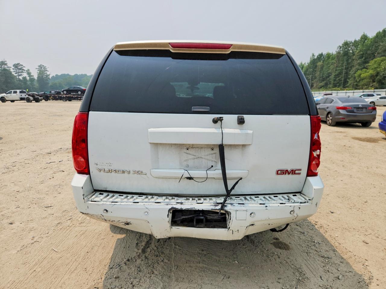 2008 Gmc Yukon Xl K1500 Белый vin: 1GKFK16398J106968