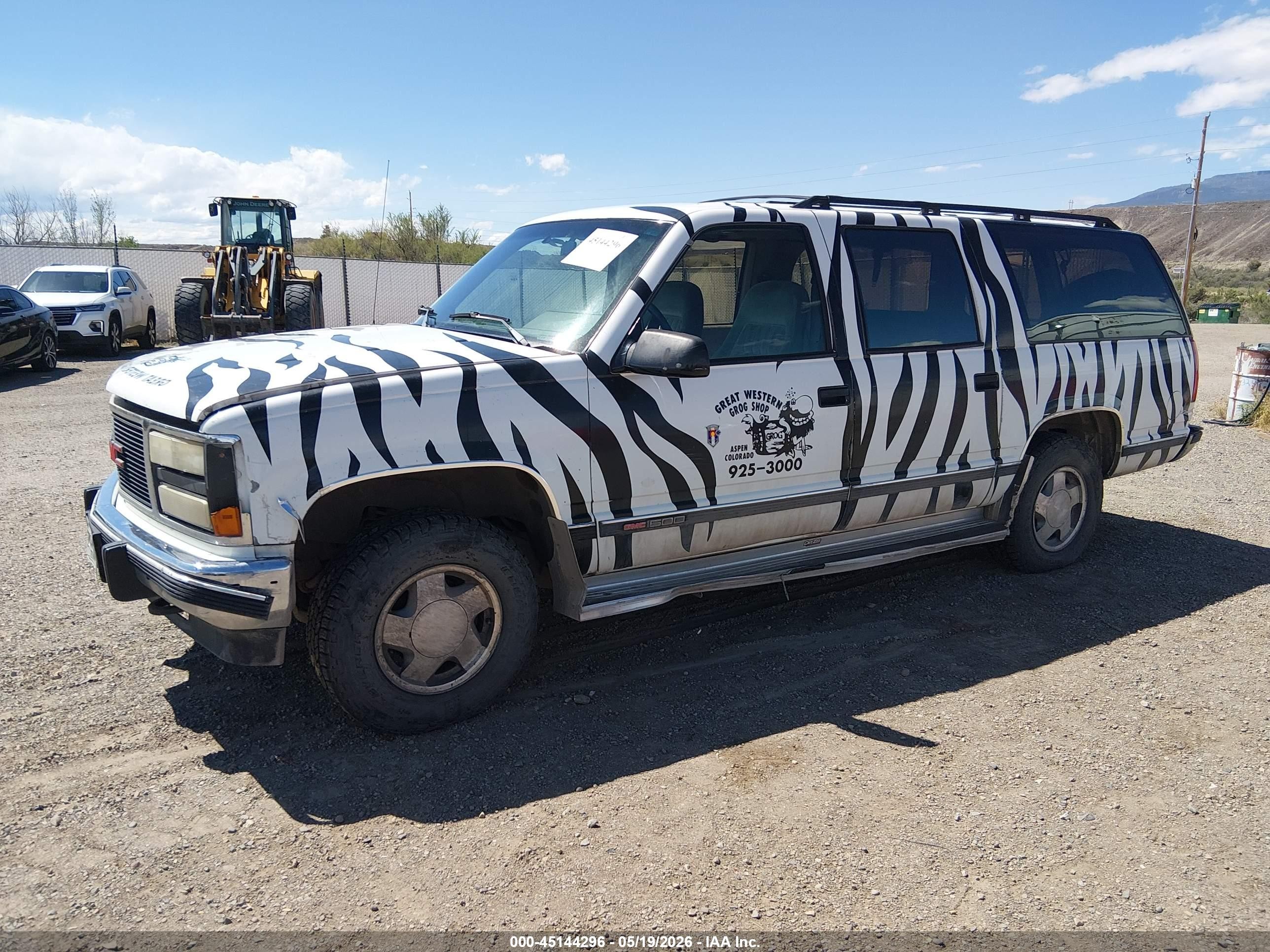 1993 Gmc Suburban K1500 Белый vin: 1GKFK16K9PJ749438