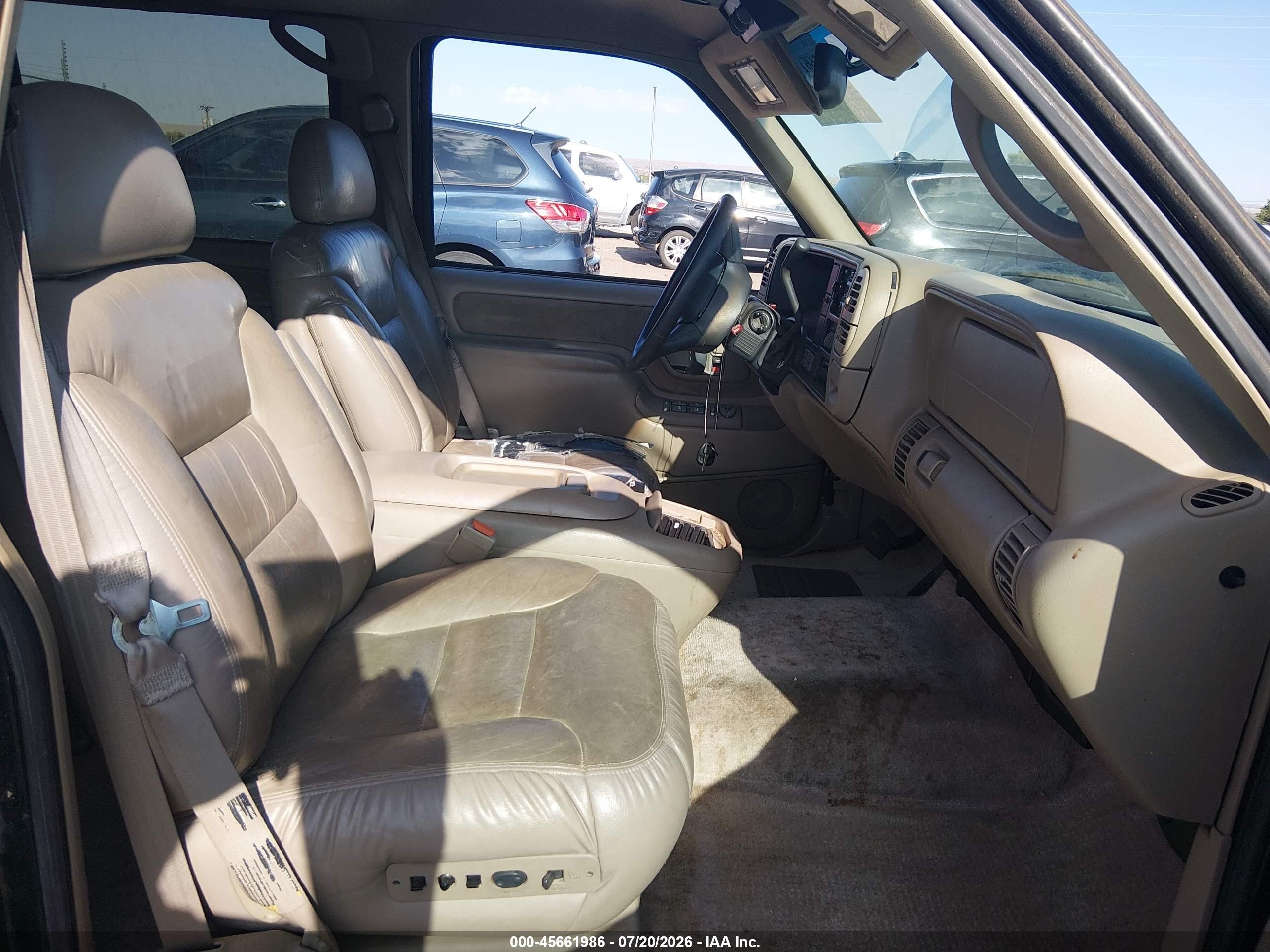 1998 Gmc Suburban 1500 Sl Black vin: 1GKFK16R4WJ729707