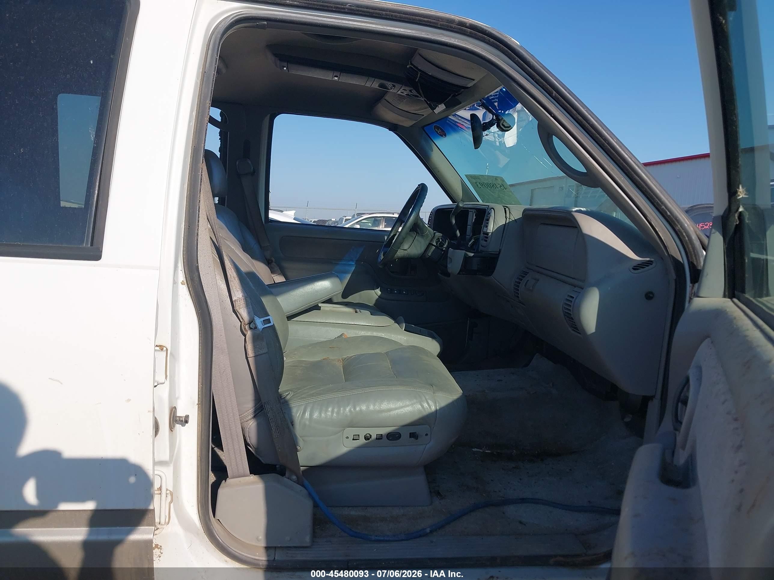 1999 Gmc Suburban Slt Gm Buypower White vin: 1GKFK16R4XJ772946
