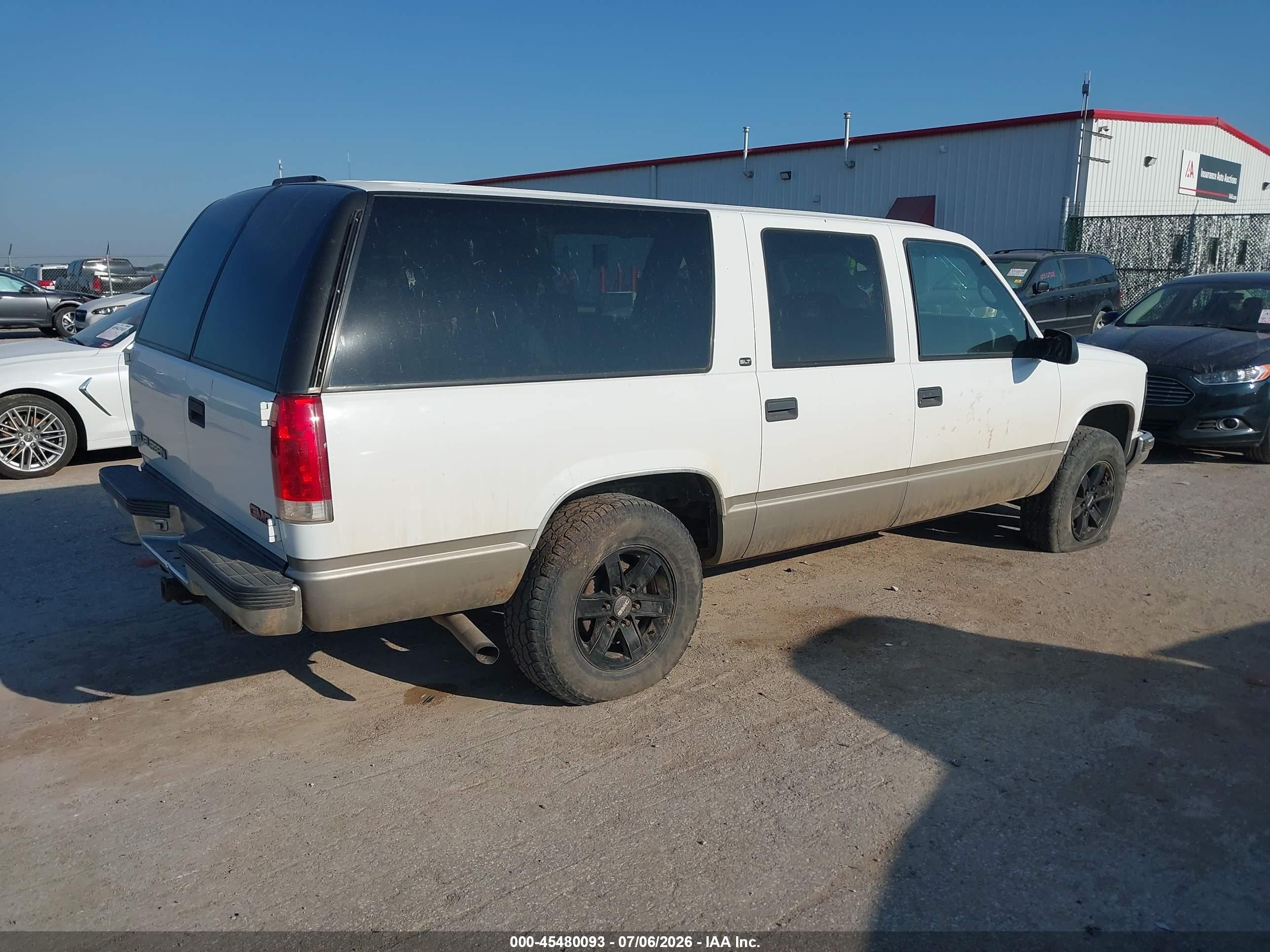 1999 Gmc Suburban Slt Gm Buypower White vin: 1GKFK16R4XJ772946