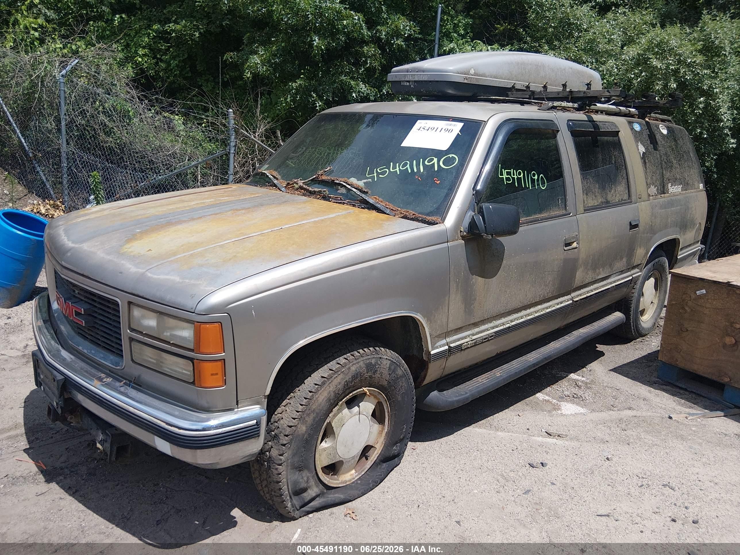 1998 Gmc Suburban 1500 Sl Gray vin: 1GKFK16R9WJ705452