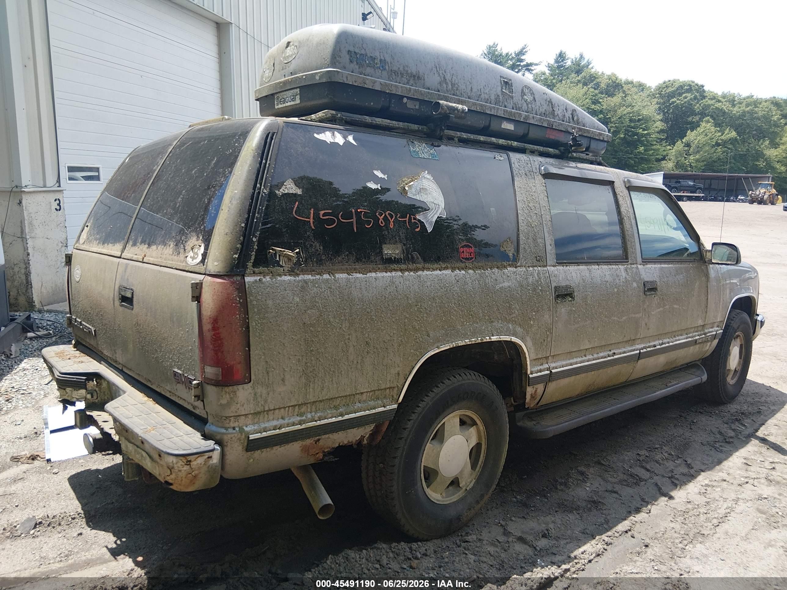 1998 Gmc Suburban 1500 Sl Gray vin: 1GKFK16R9WJ705452