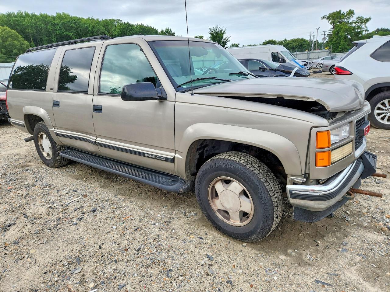 1998 Gmc Suburban K1500 Желто-коричневый vin: 1GKFK16R9WJ706035