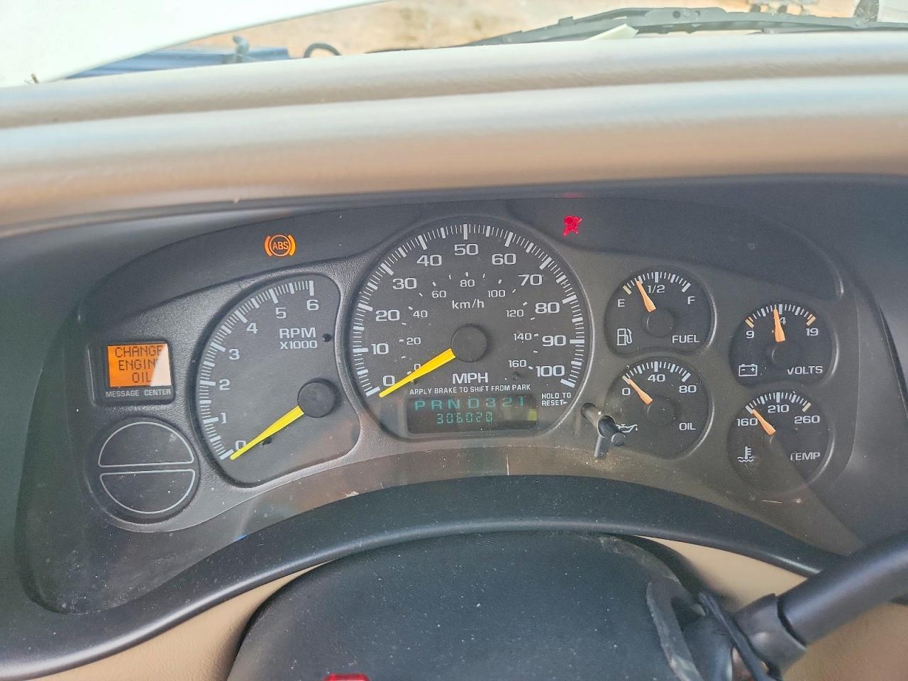 2001 Gmc Yukon Xl K1500 Белый vin: 1GKFK16T41J218678