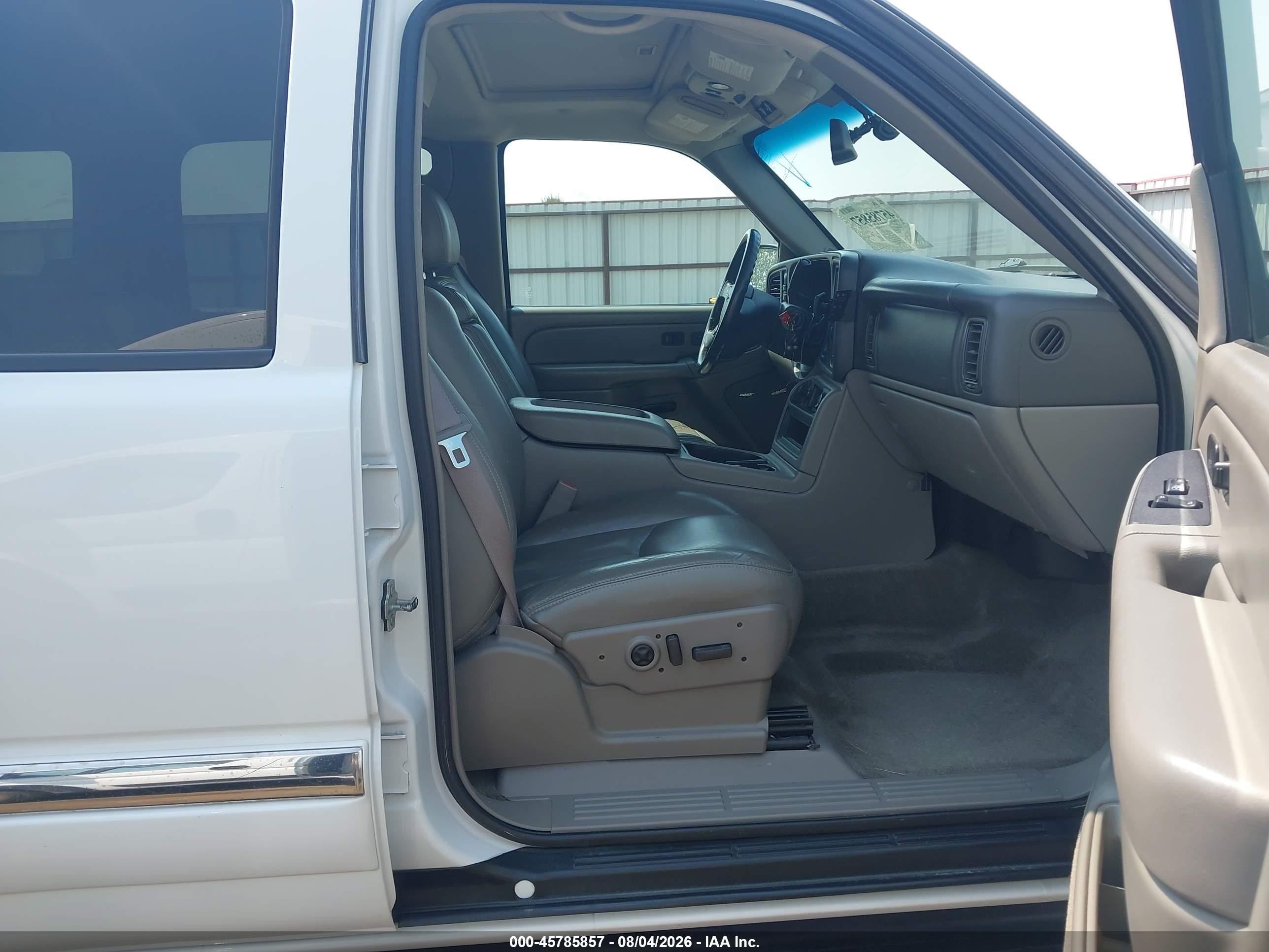 2004 Gmc Yukon Xl 1500 Slt White vin: 1GKFK16Z14J284324