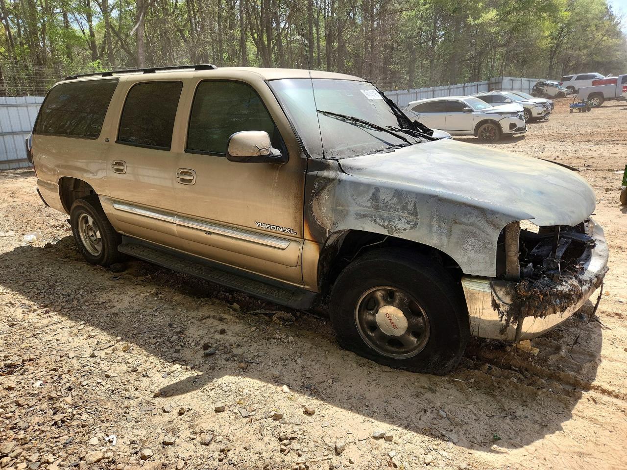 2005 Gmc Yukon Xl Tan vin: 1GKFK16Z65J154640