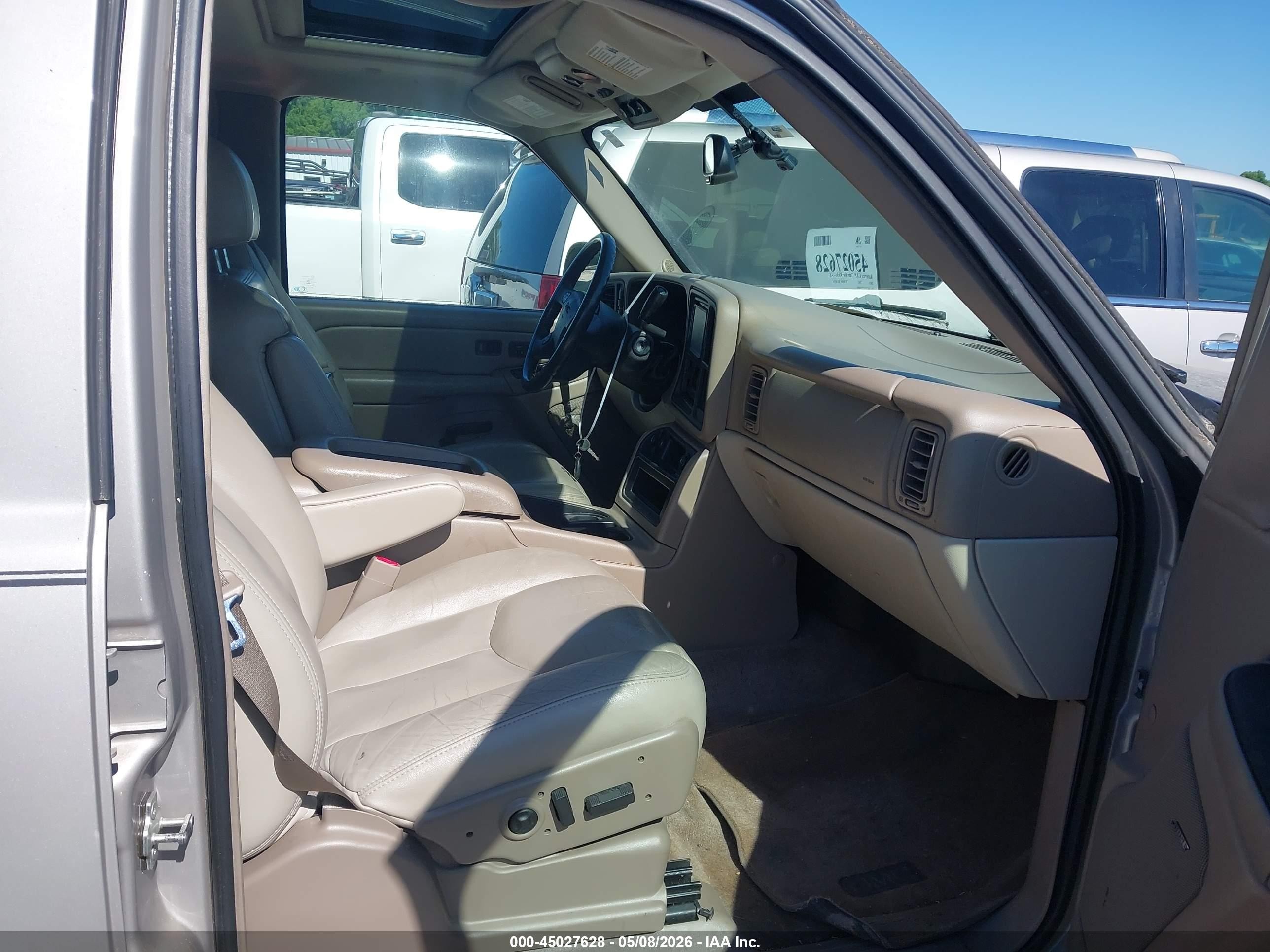 2005 Gmc Yukon Xl 1500 Slt Tan vin: 1GKFK16Z75J140505
