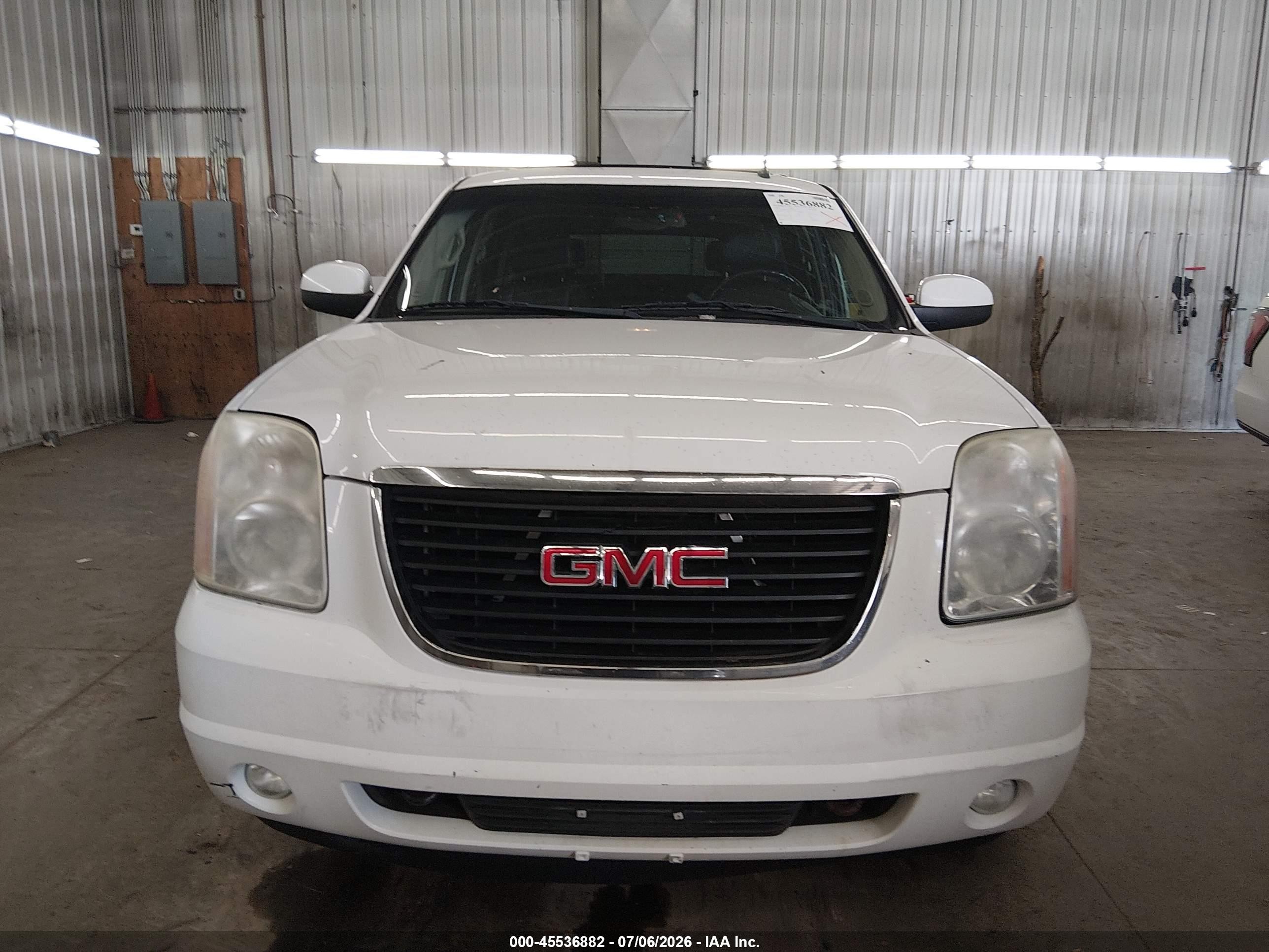 2009 Gmc Yukon Slt W/4sb White vin: 1GKFK33069R246517