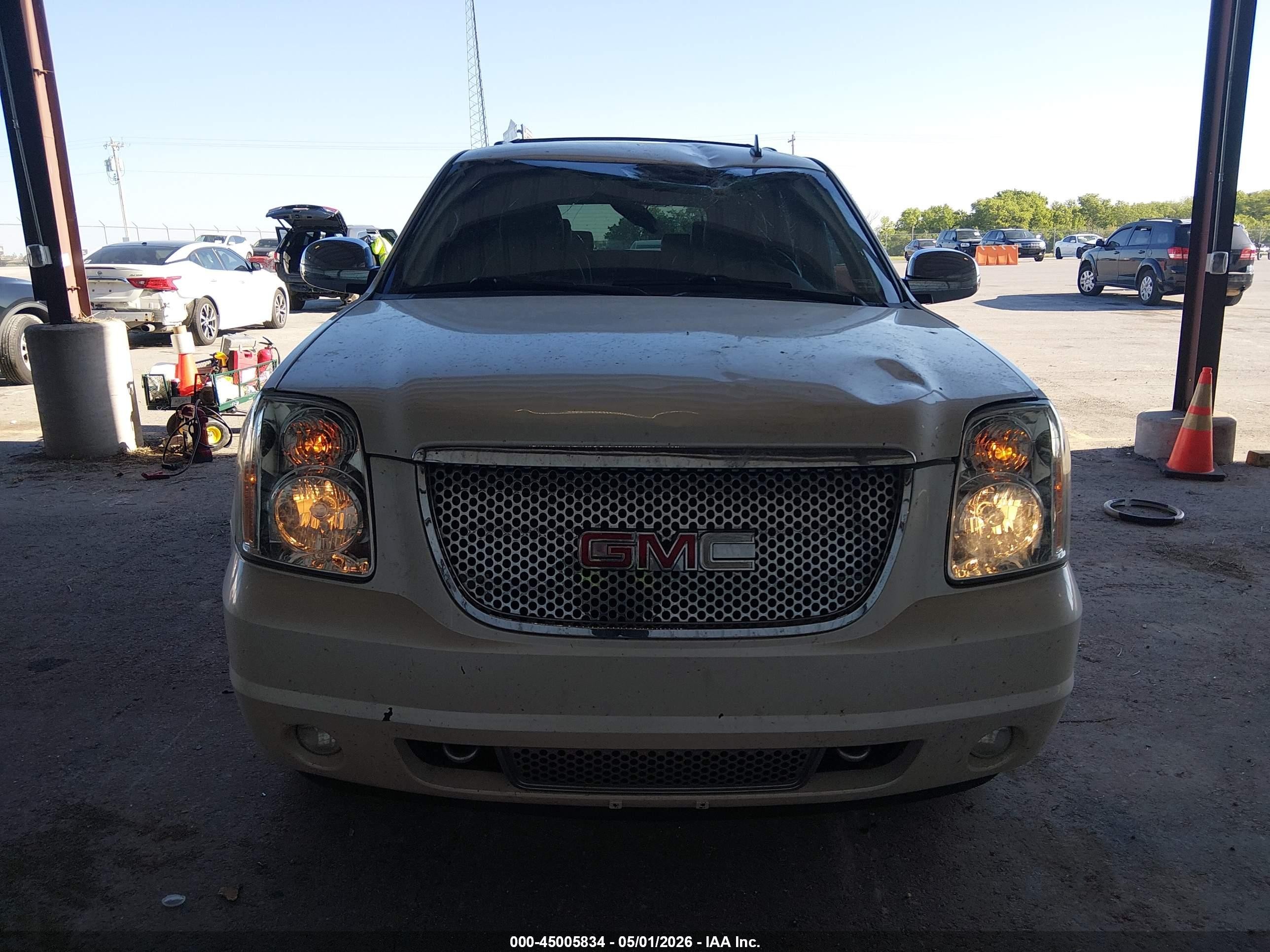 2009 Gmc Yukon Slt2 Белый vin: 1GKFK330X9R205209