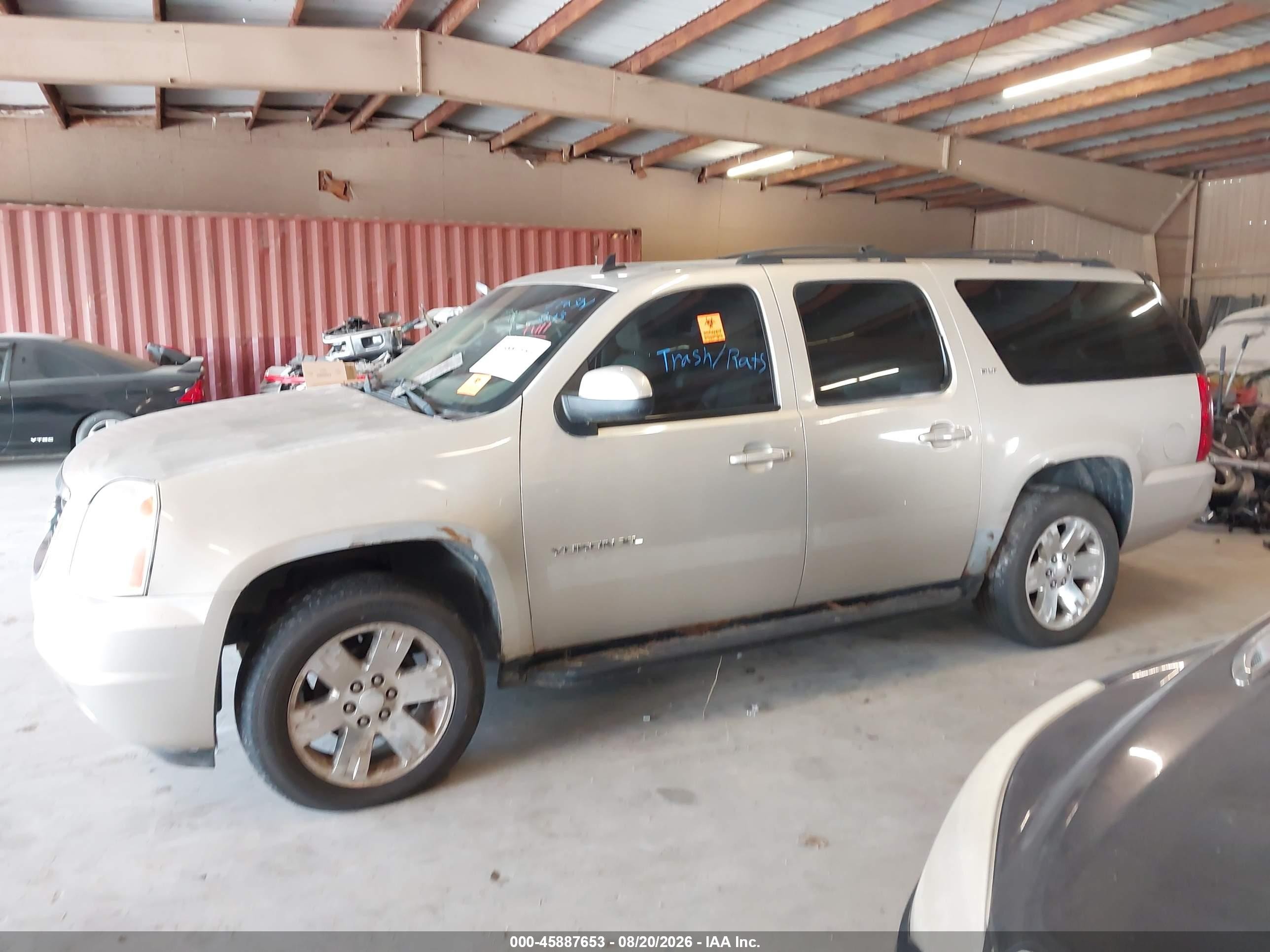 2009 Gmc Yukon Xl Slt W/4sb Gold vin: 1GKFK36309R295055