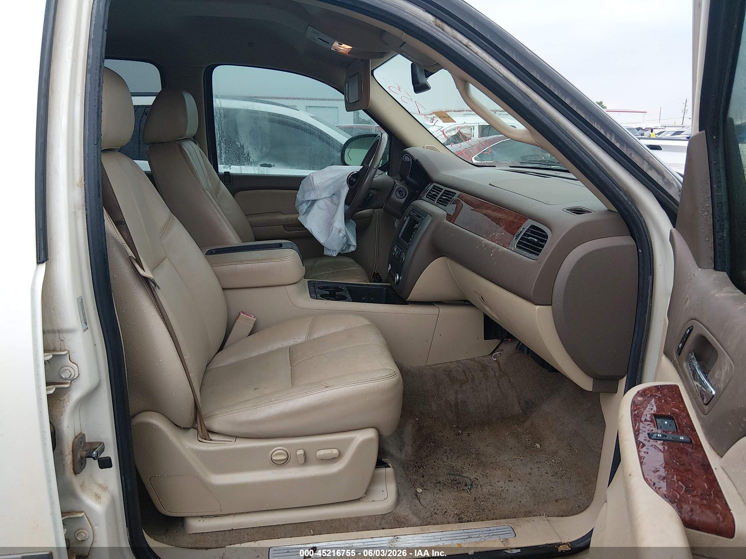 2009 Gmc Yukon Xl 1500 Slt2 White vin: 1GKFK36379R191436
