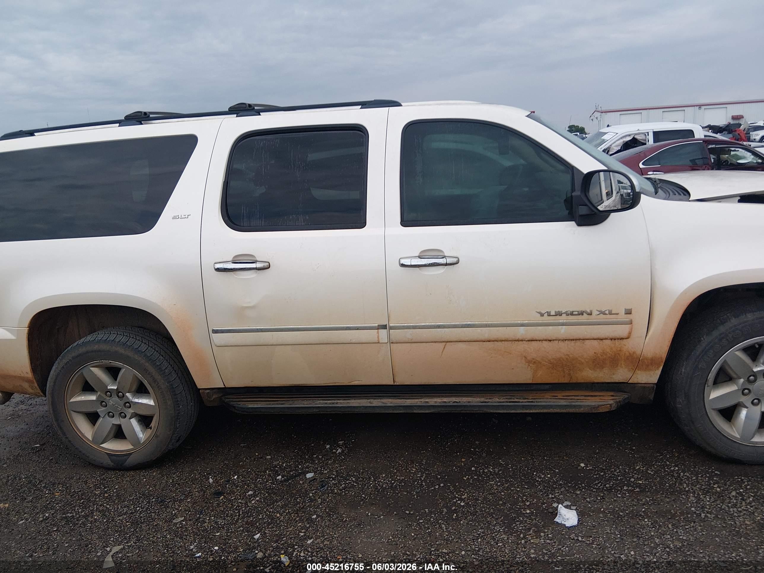 2009 Gmc Yukon Xl 1500 Slt2 White vin: 1GKFK36379R191436