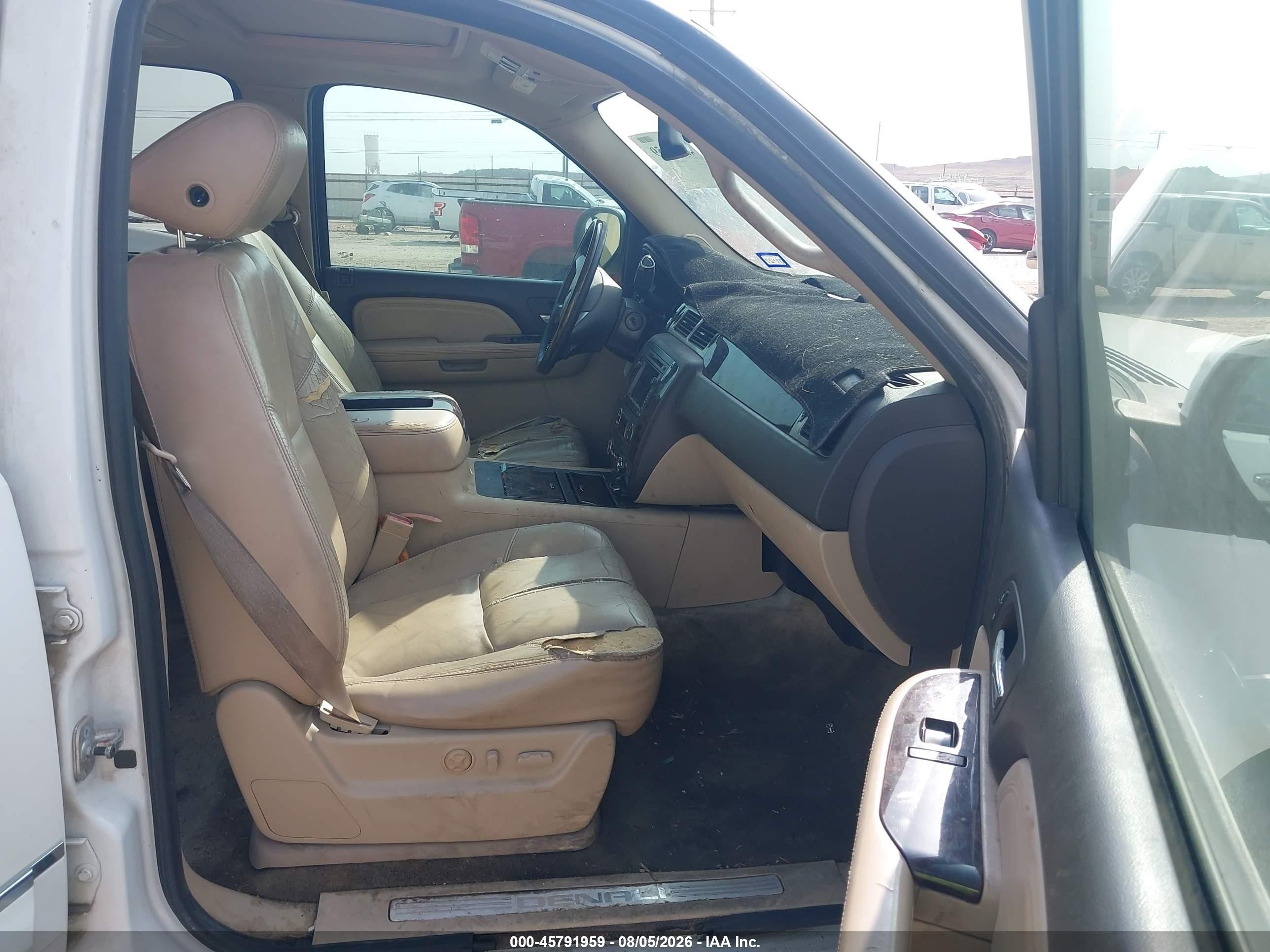 2007 Gmc Yukon Denali Denali White vin: 1GKFK63807J143550