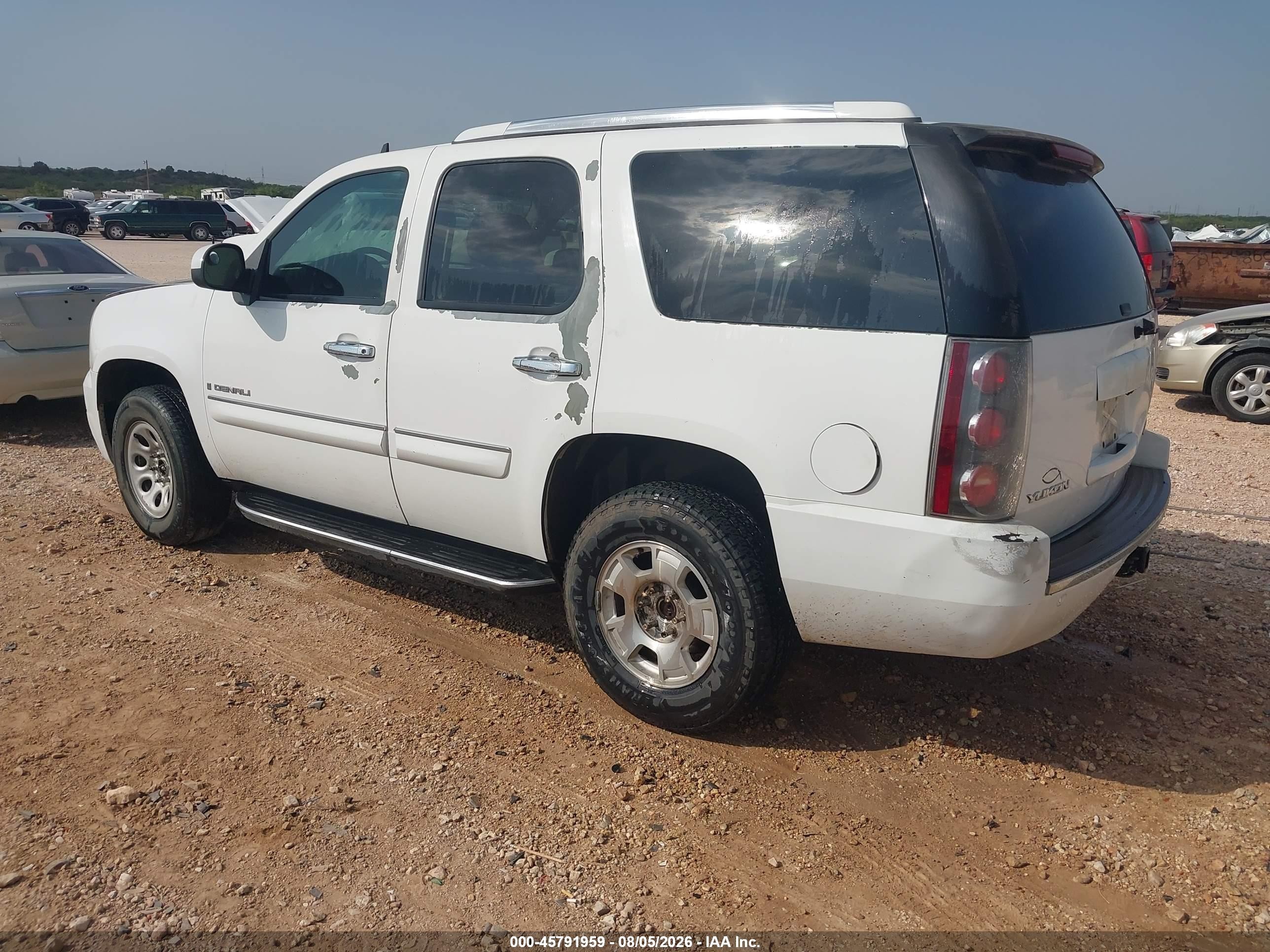 2007 Gmc Yukon Denali Denali White vin: 1GKFK63807J143550
