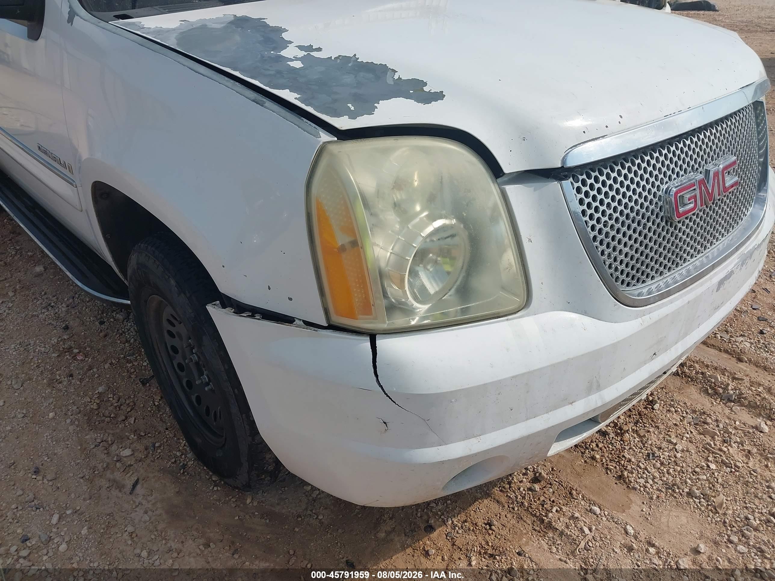 2007 Gmc Yukon Denali Denali White vin: 1GKFK63807J143550