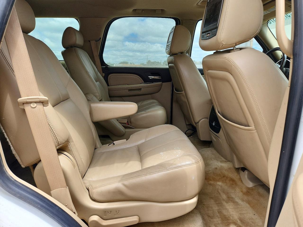 2008 Gmc Yukon Denali White vin: 1GKFK63808J102482