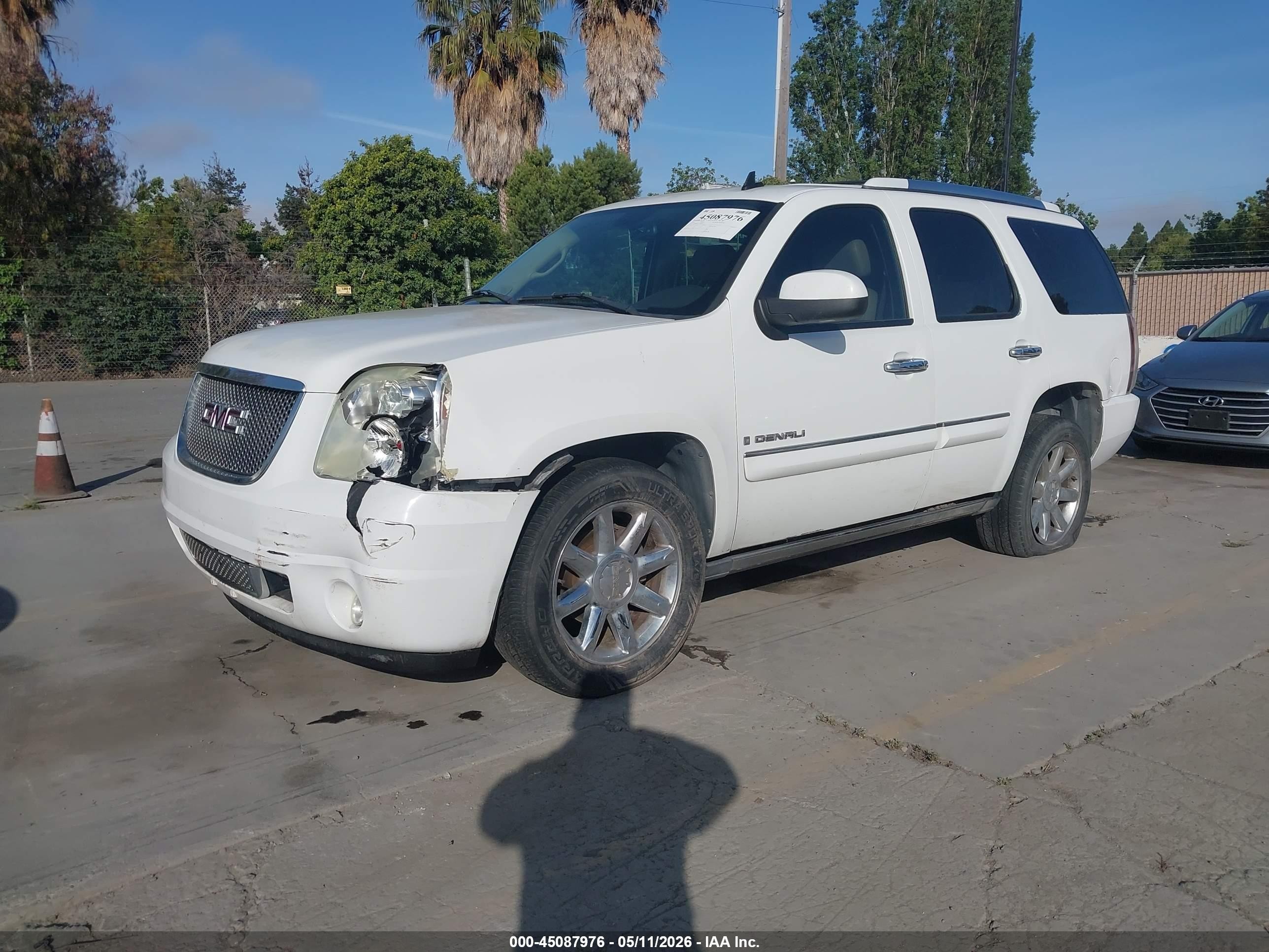 2007 Gmc Yukon Denali Denali White vin: 1GKFK63817J390477