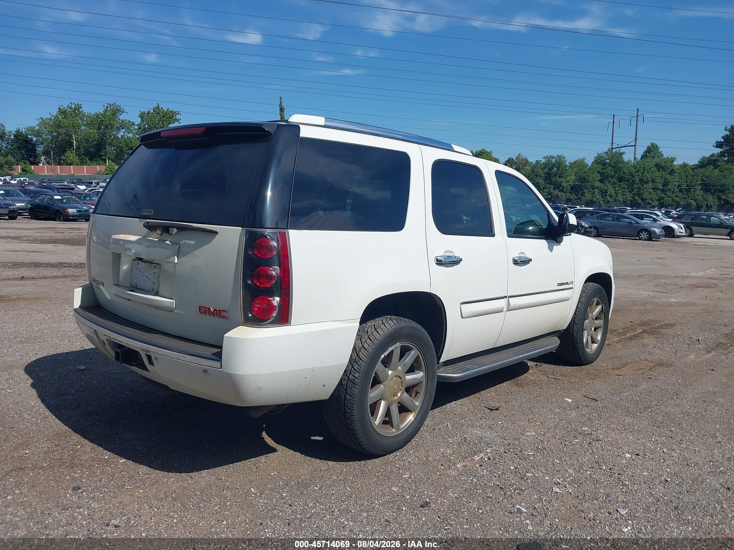 2008 Gmc Yukon Denali White vin: 1GKFK63818J253475