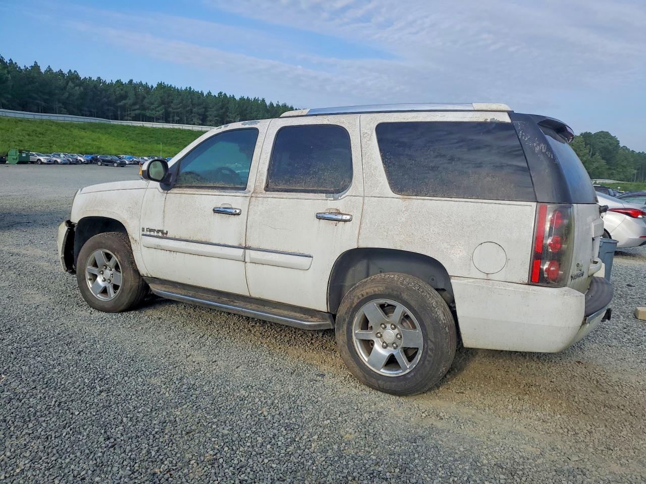 2007 Gmc Yukon Denali White vin: 1GKFK63827J289853
