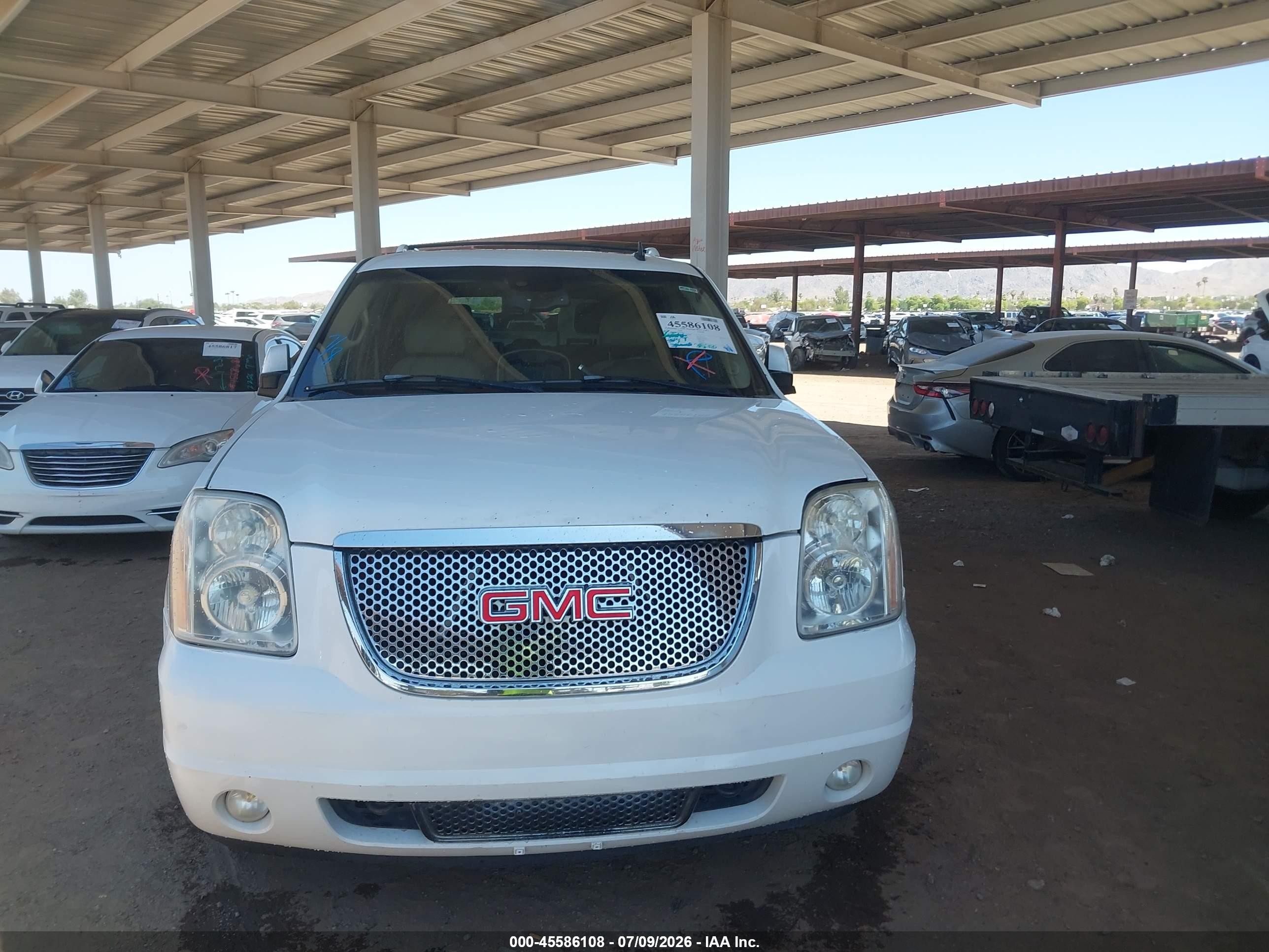 2007 Gmc Yukon Denali White vin: 1GKFK63827J360923
