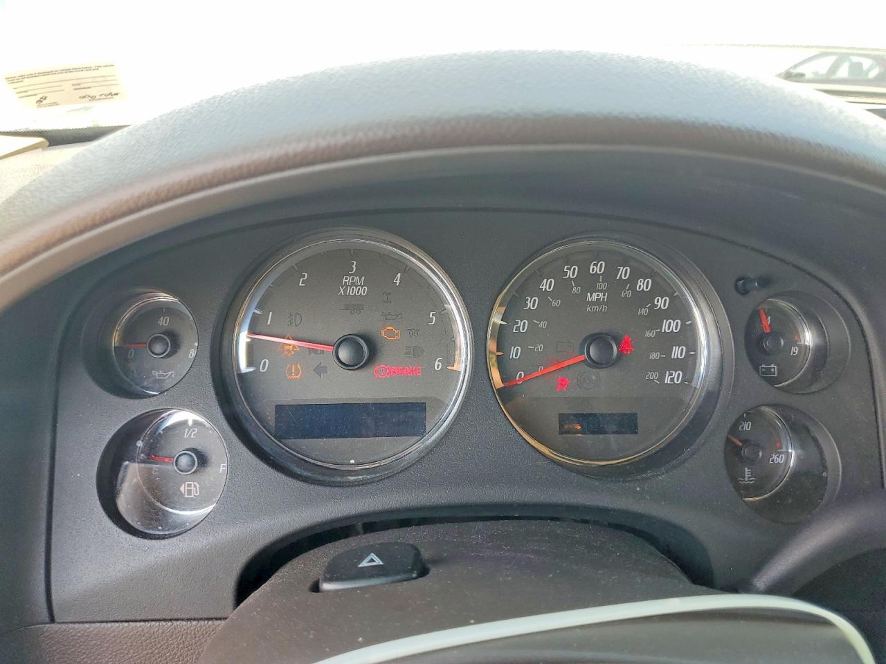 2007 Gmc Yukon Denali White vin: 1GKFK63847J150131