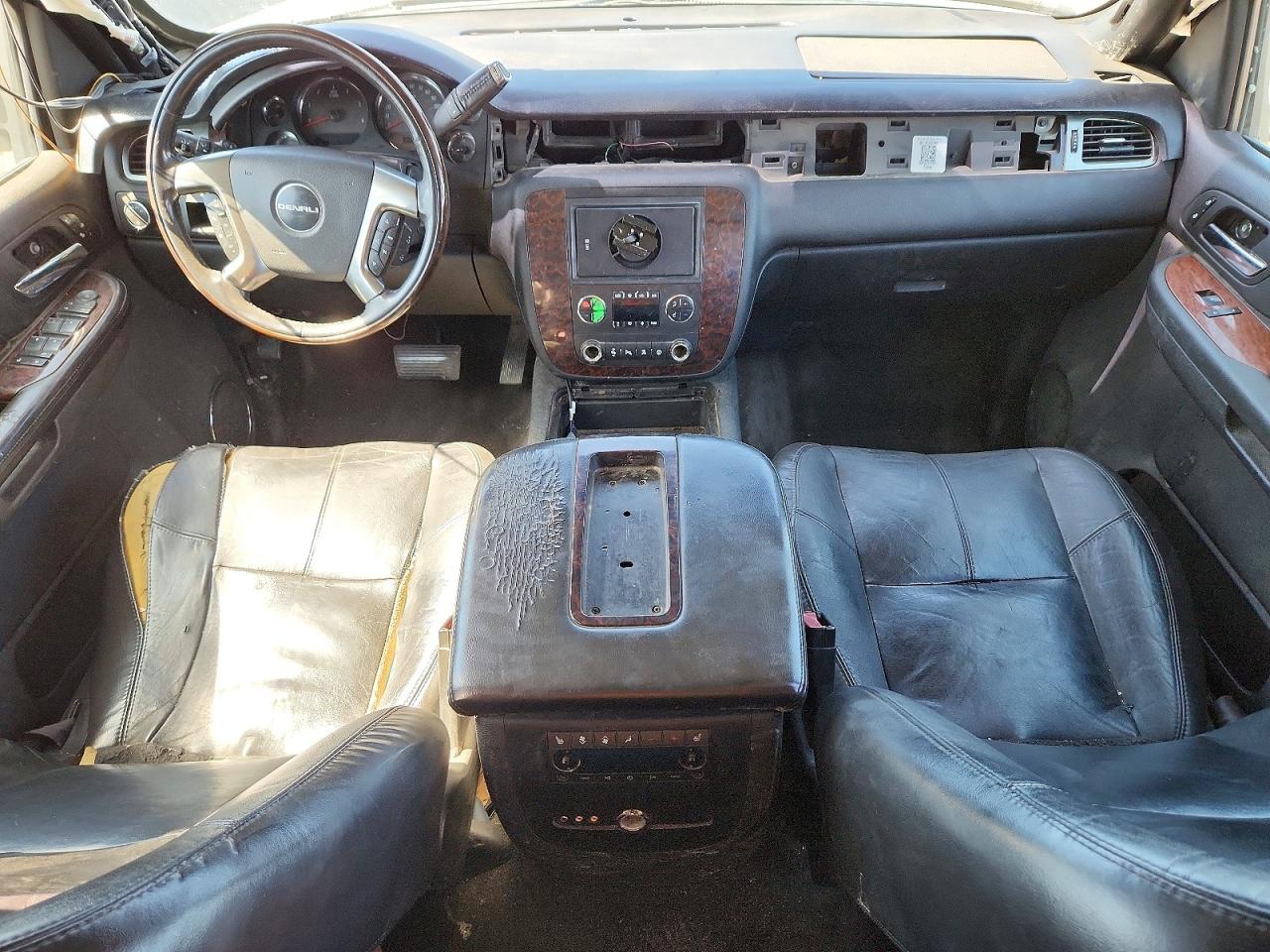 2007 Gmc Yukon Denali Серый vin: 1GKFK63847J174932