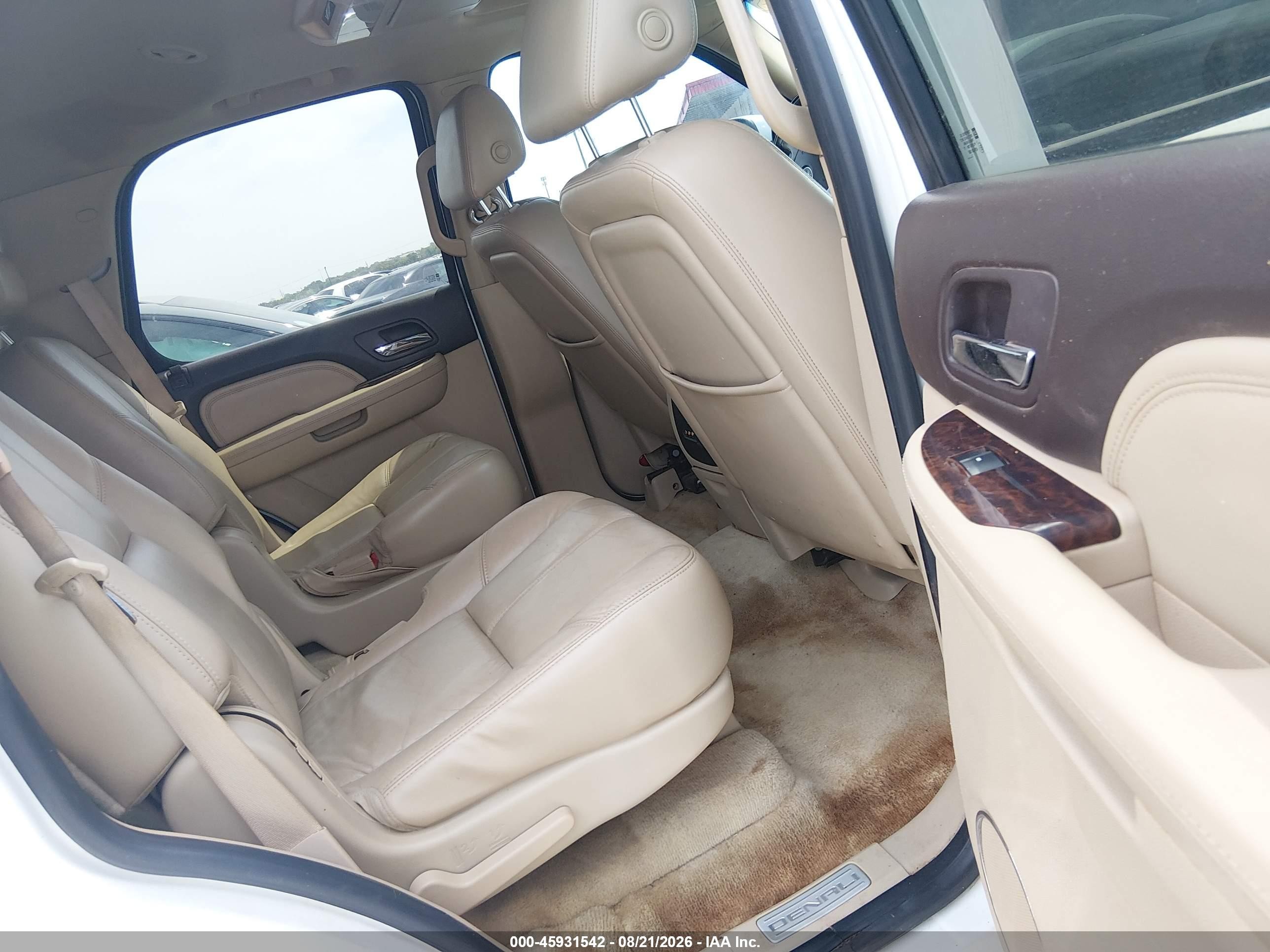 2008 Gmc Yukon Denali White vin: 1GKFK63848J125733